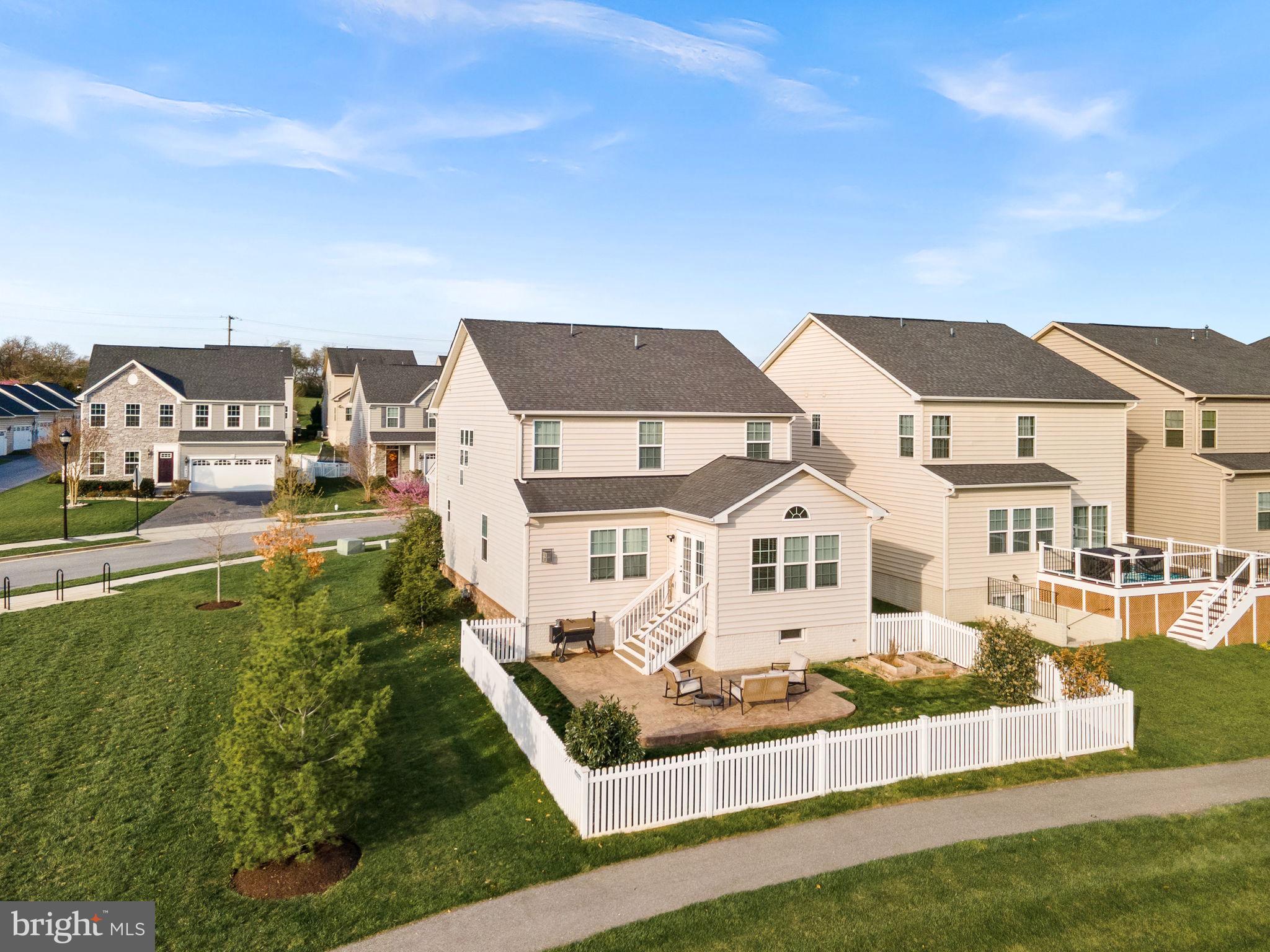 LINTON AT BALLENGER - Residential