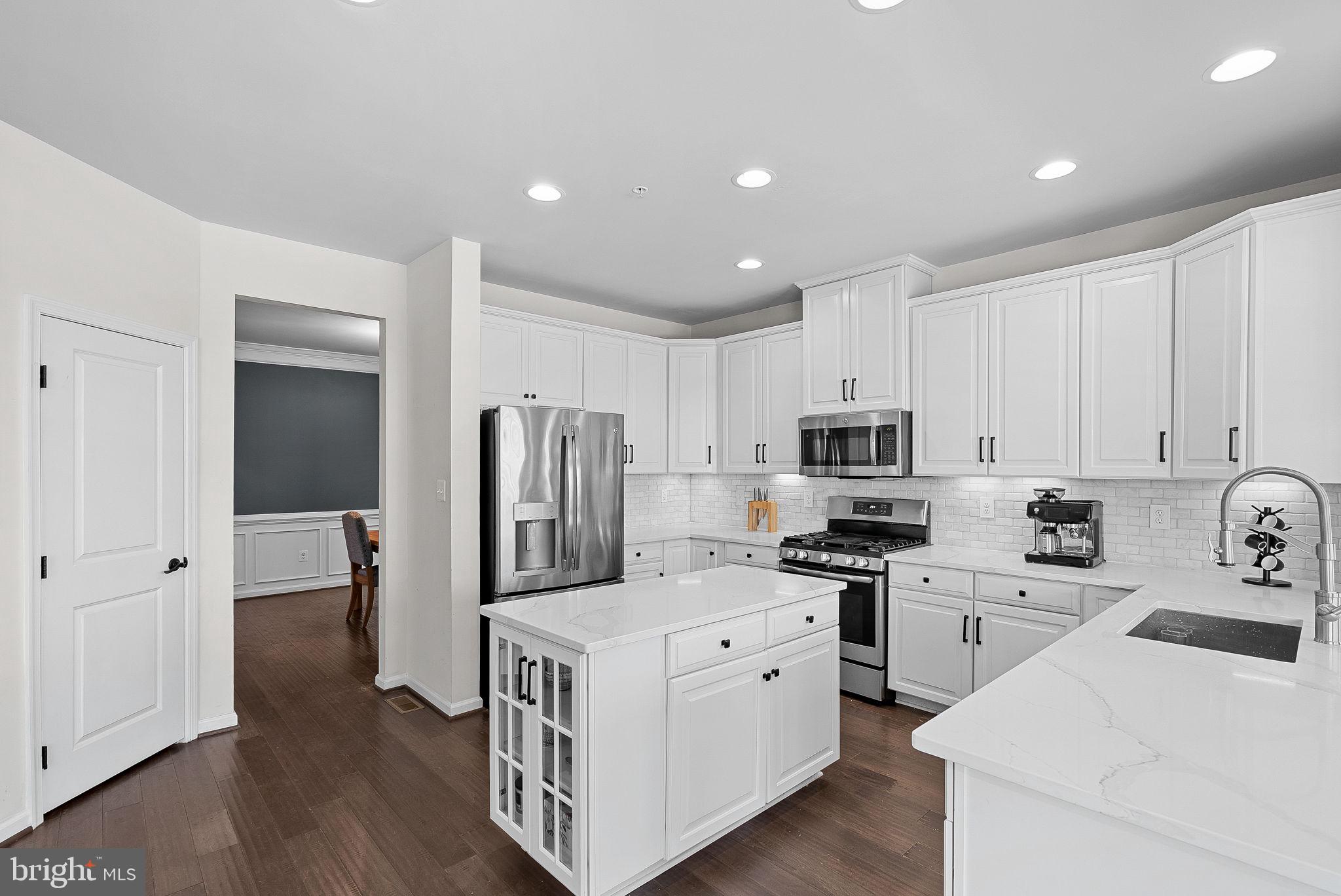 LINTON AT BALLENGER - Residential