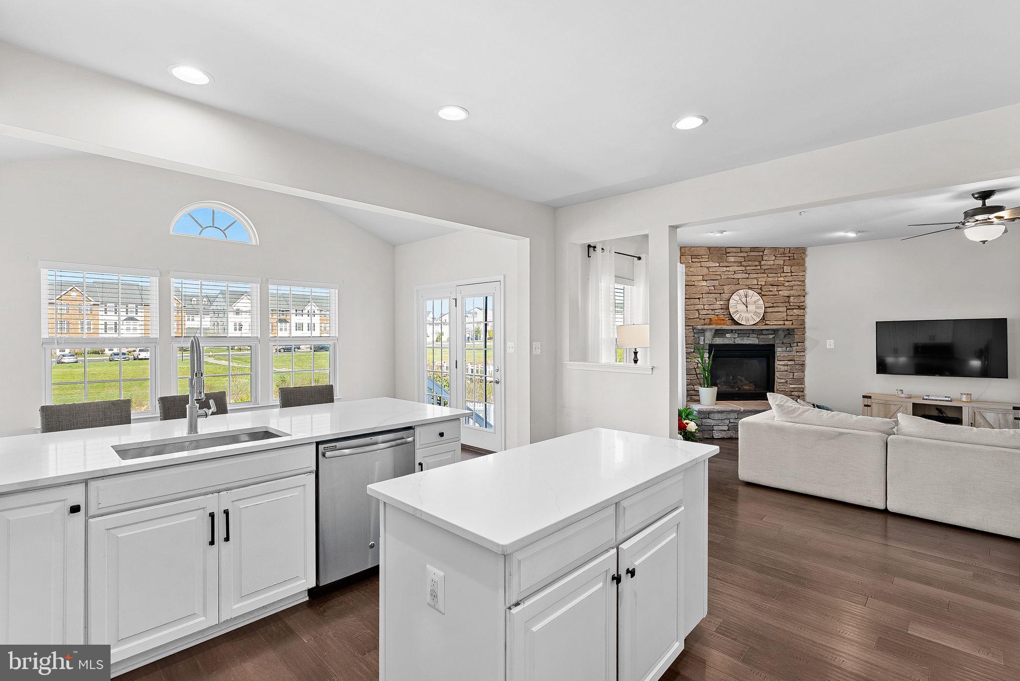 LINTON AT BALLENGER - Residential