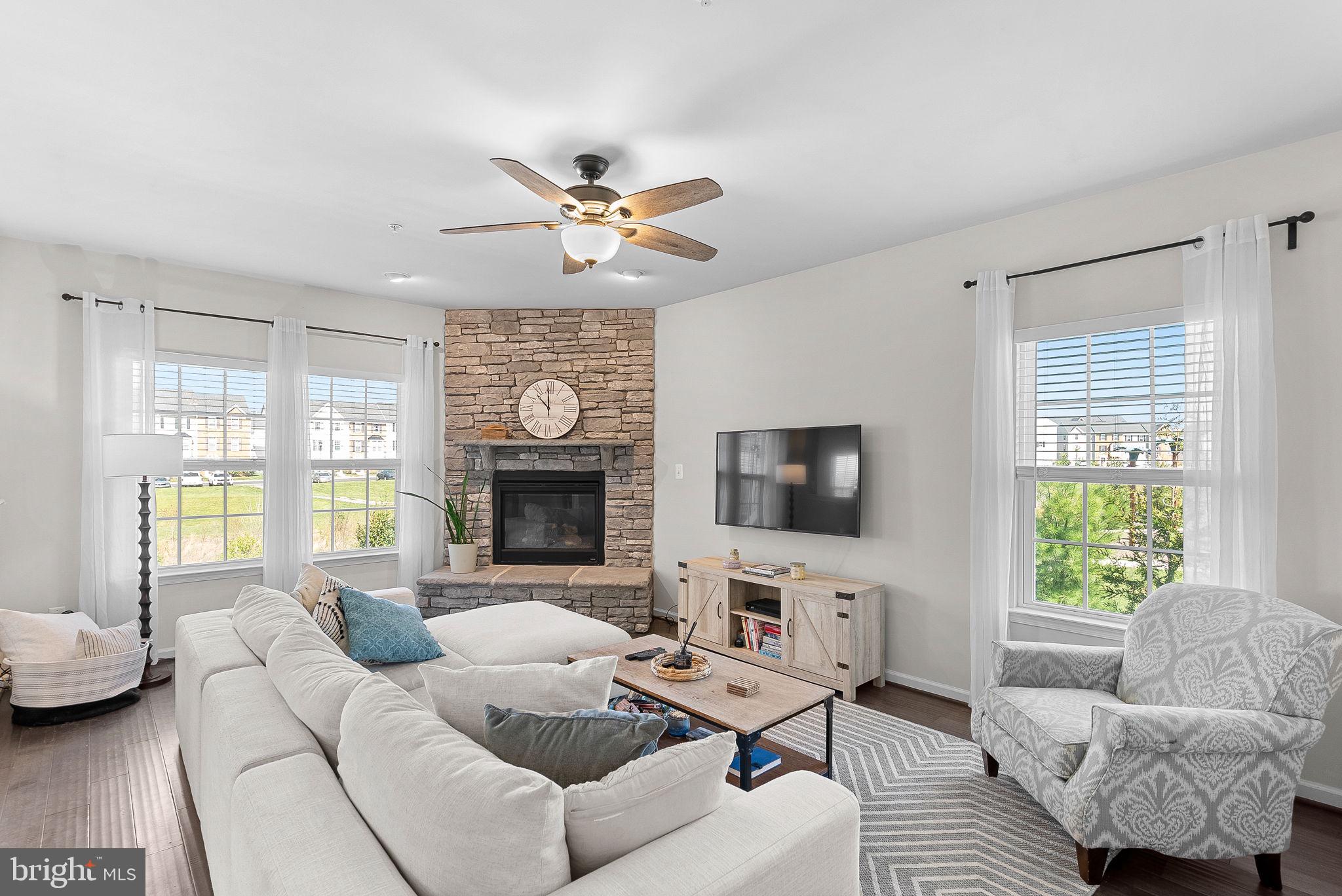 LINTON AT BALLENGER - Residential