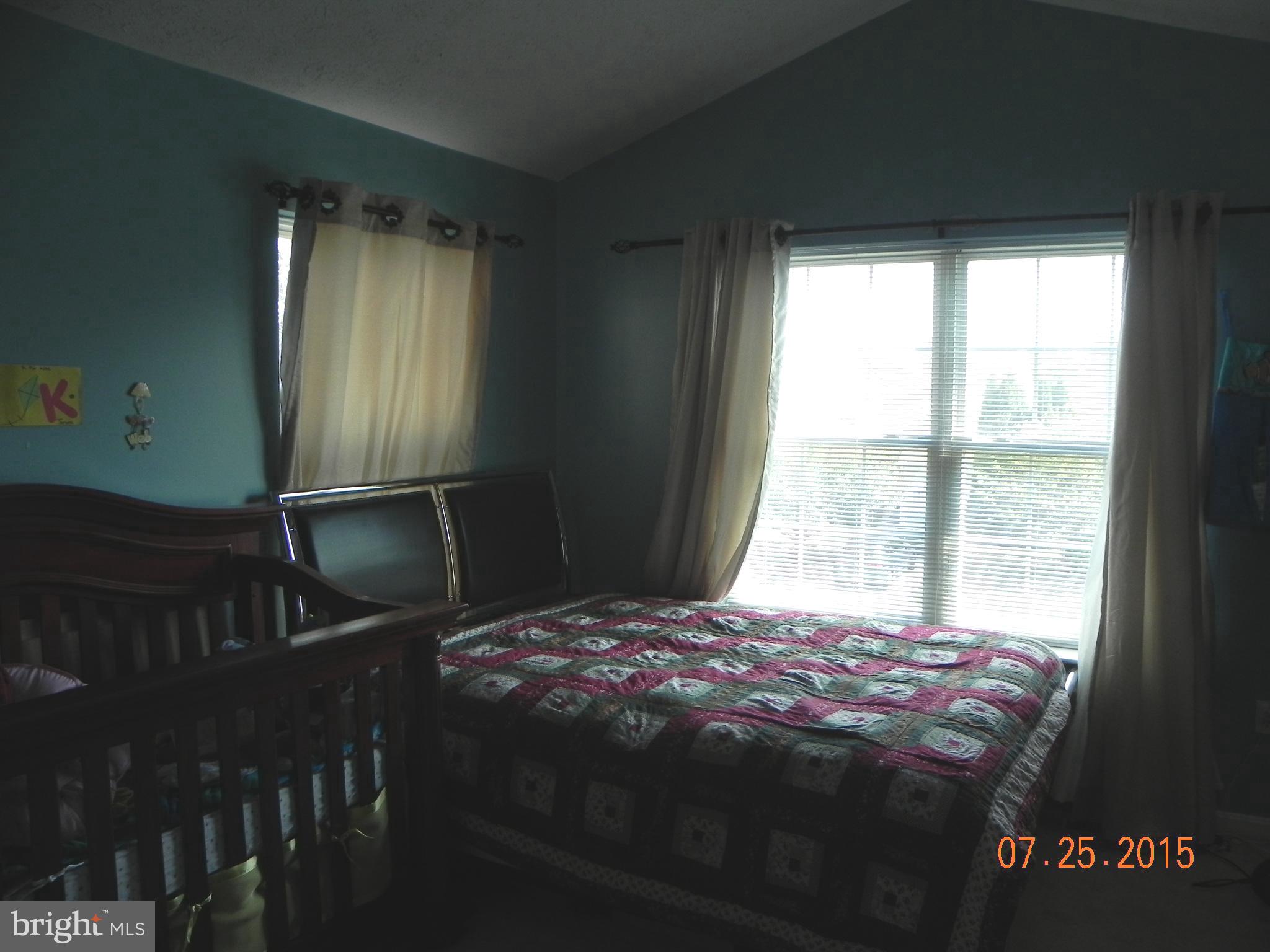 ST CHARLES HAMPSHIRE - Residential Lease