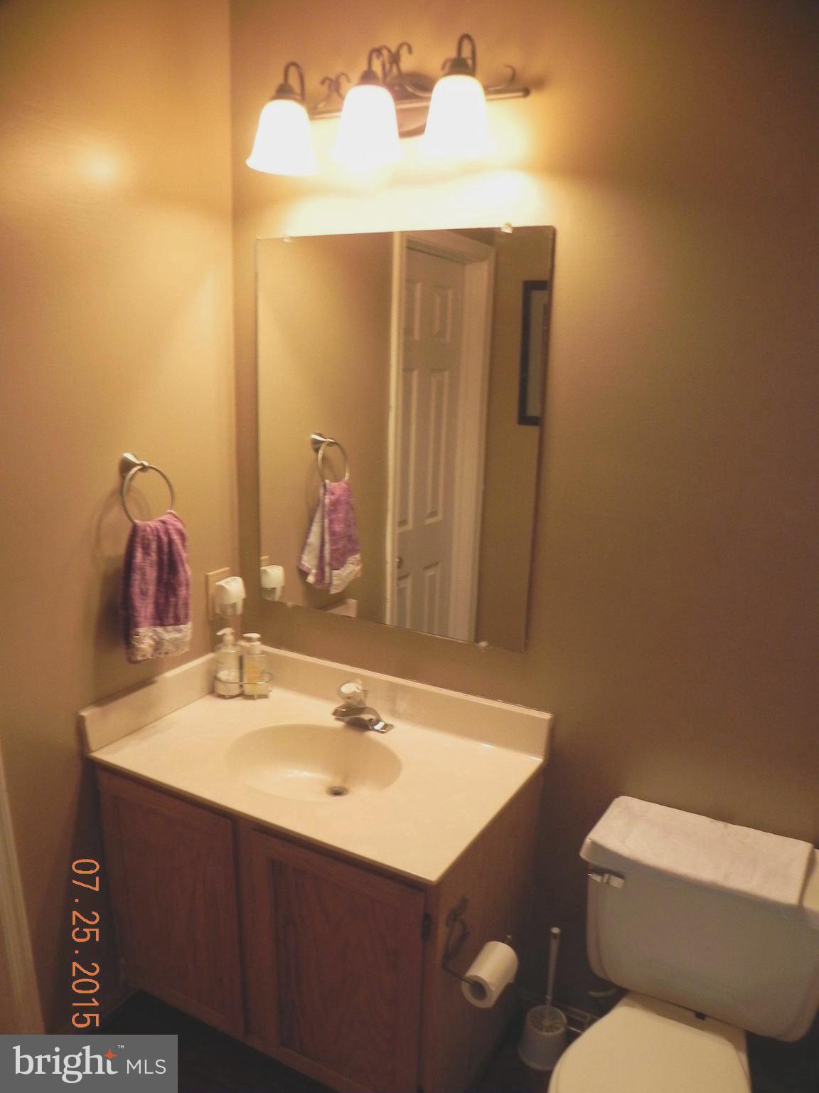 ST CHARLES HAMPSHIRE - Residential Lease