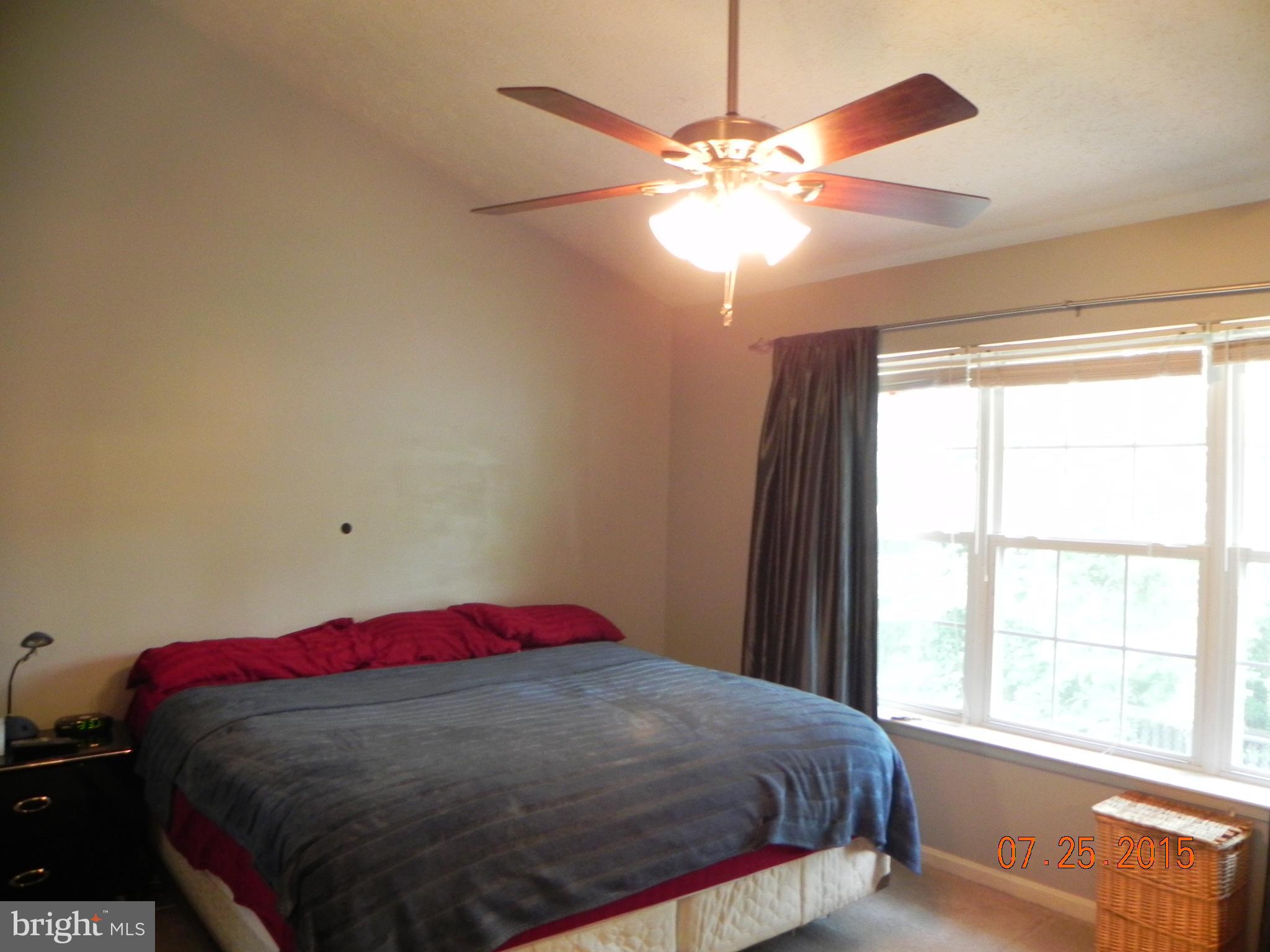 ST CHARLES HAMPSHIRE - Residential Lease