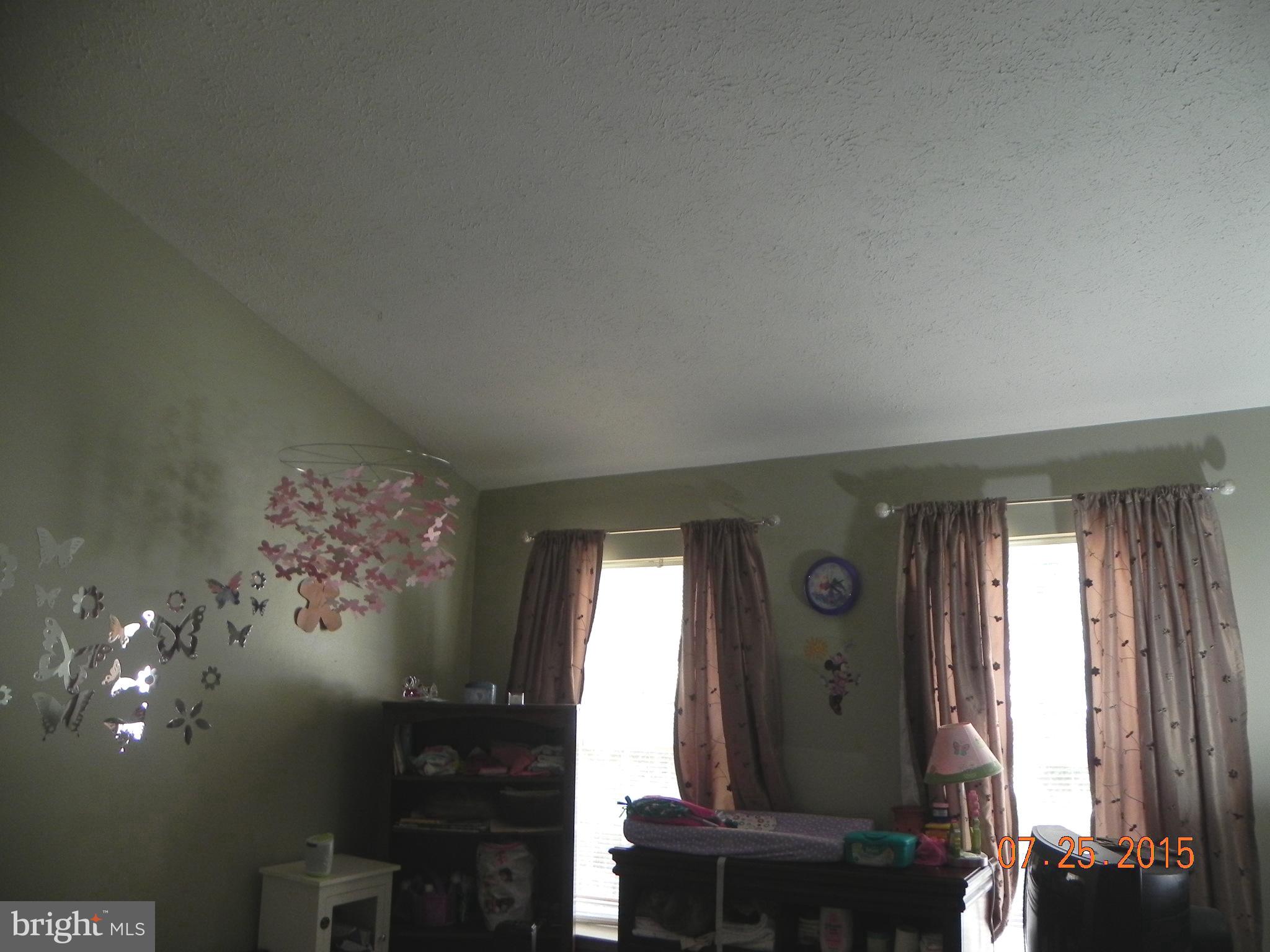 ST CHARLES HAMPSHIRE - Residential Lease