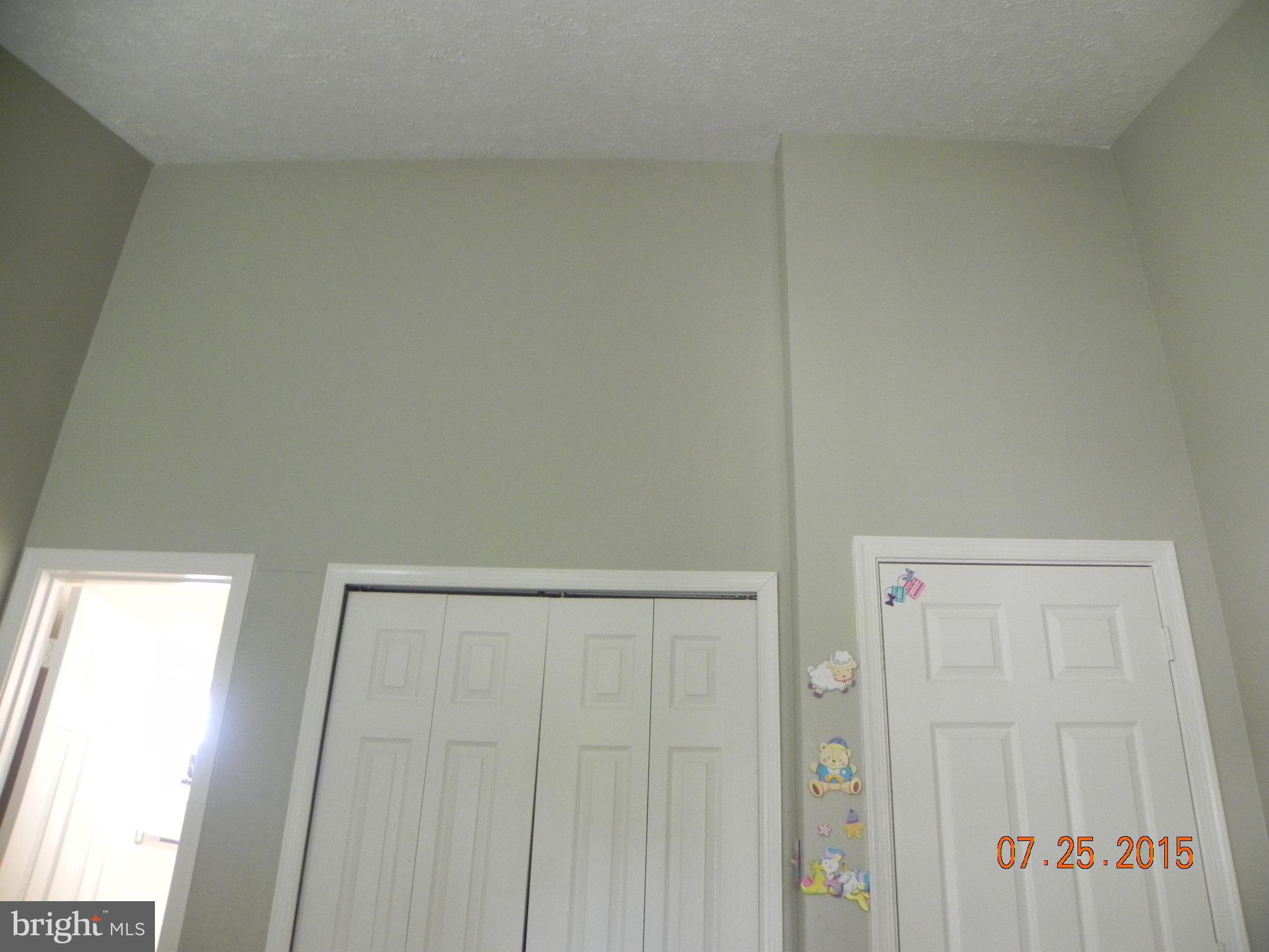 ST CHARLES HAMPSHIRE - Residential Lease