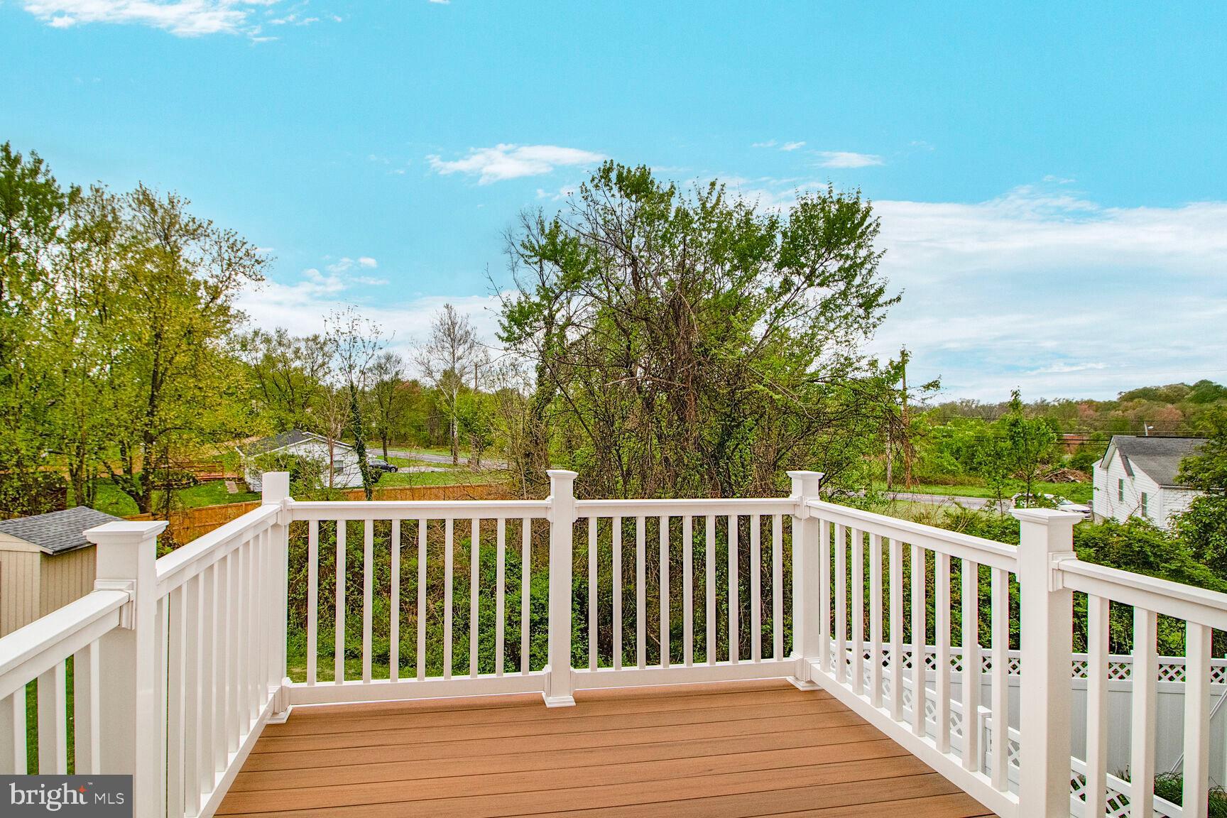 KARENDALE PLACE - Residential