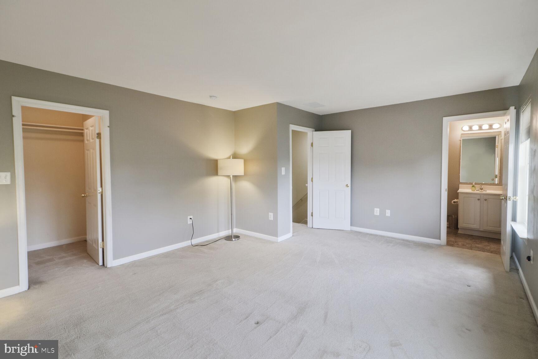 KARENDALE PLACE - Residential