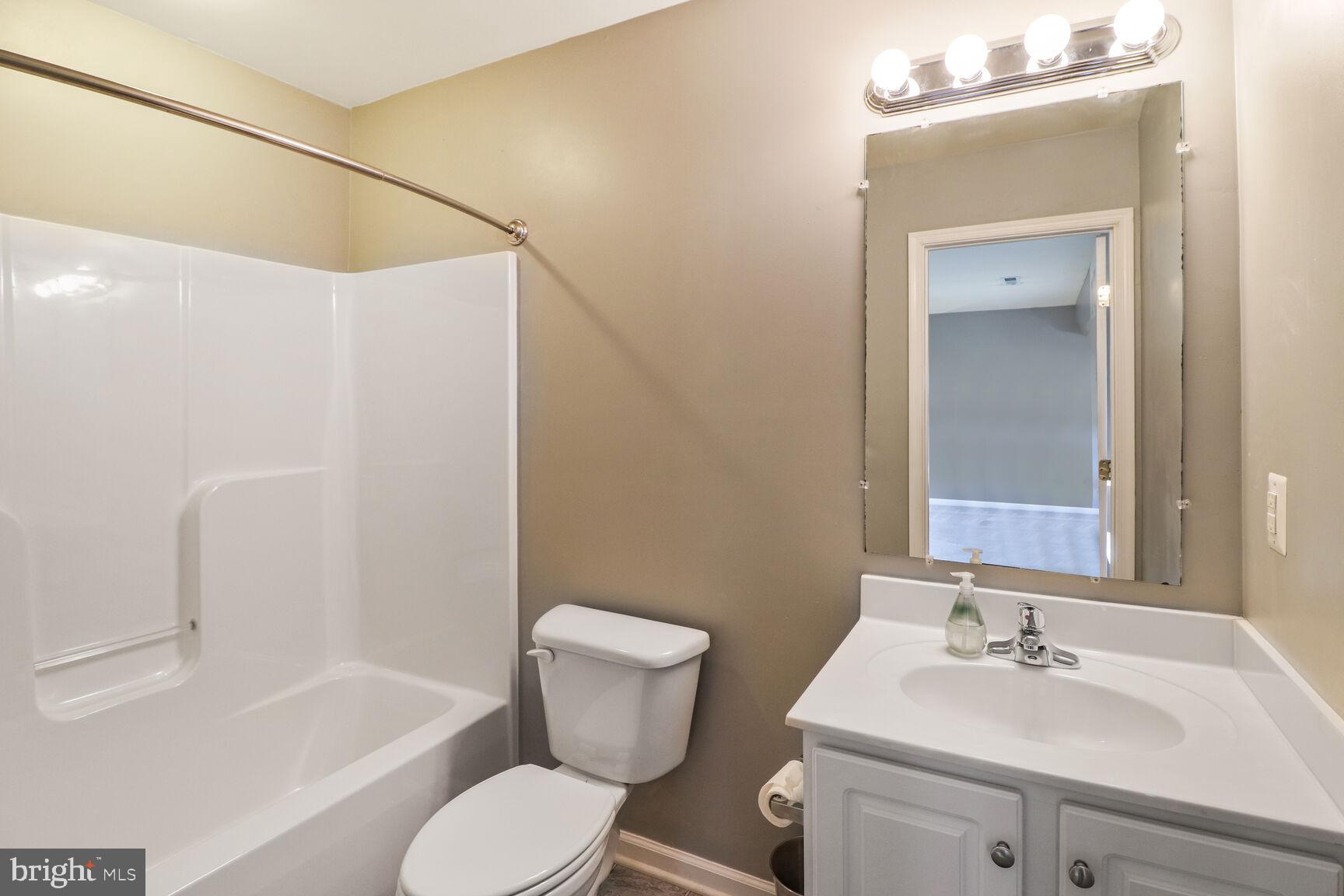 KARENDALE PLACE - Residential