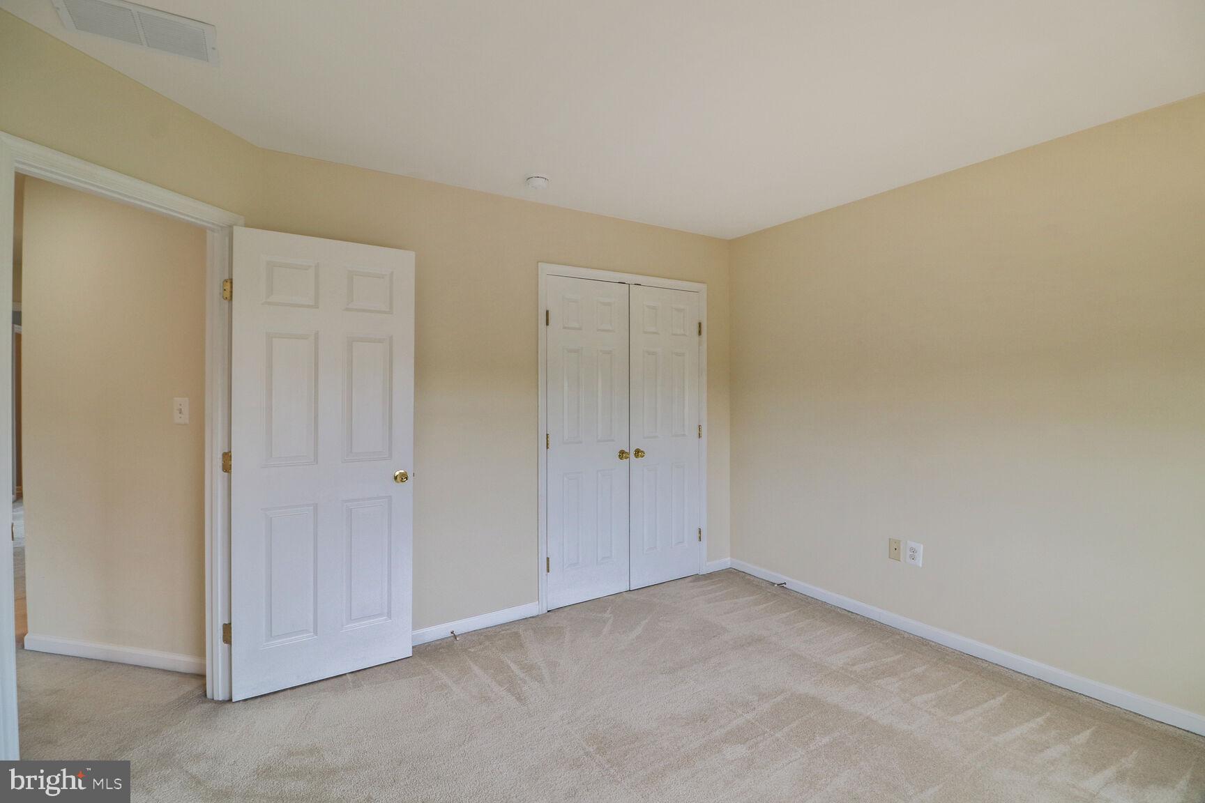 KARENDALE PLACE - Residential