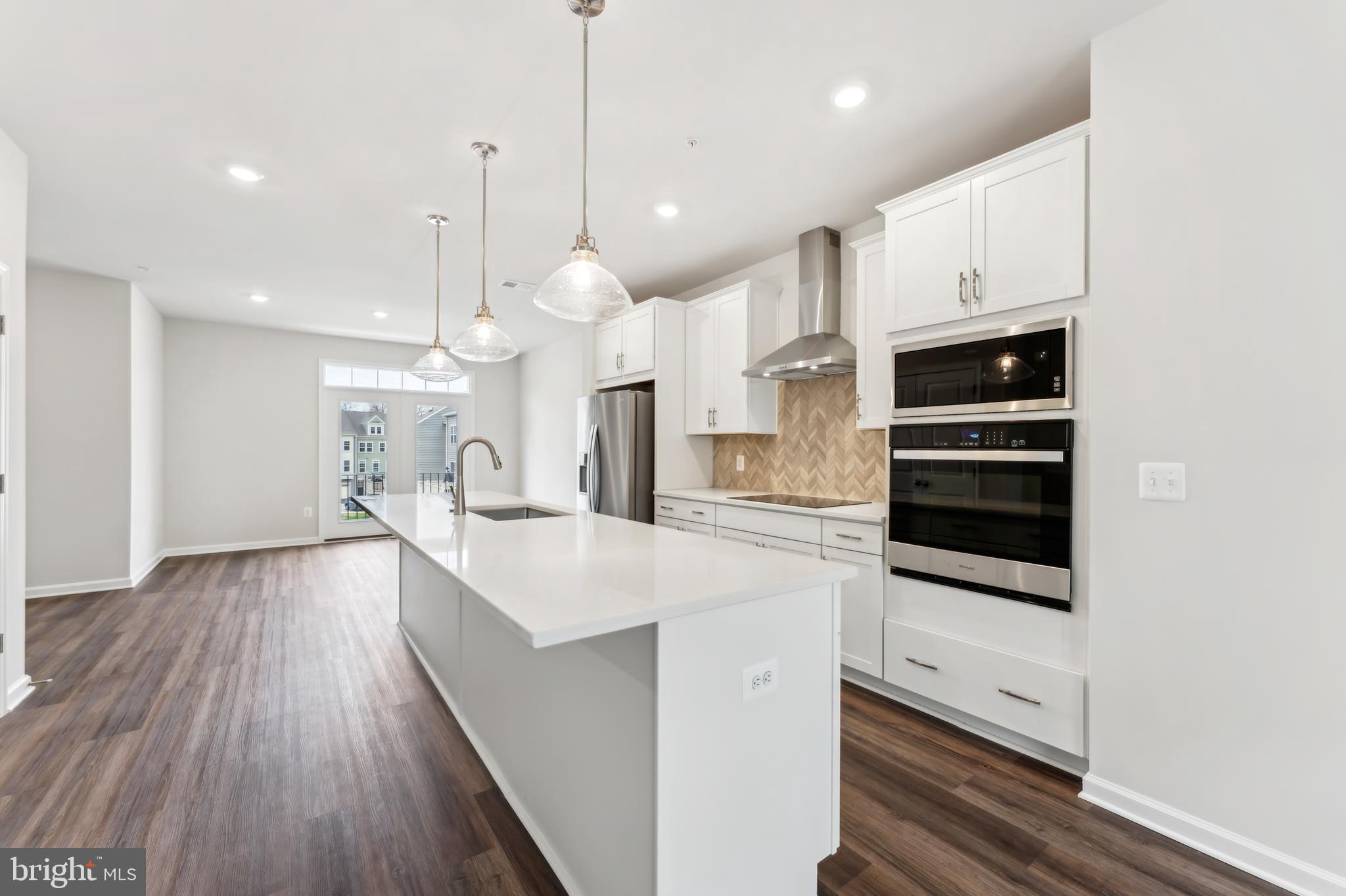 DAMASCUS VILLAGE - Residential