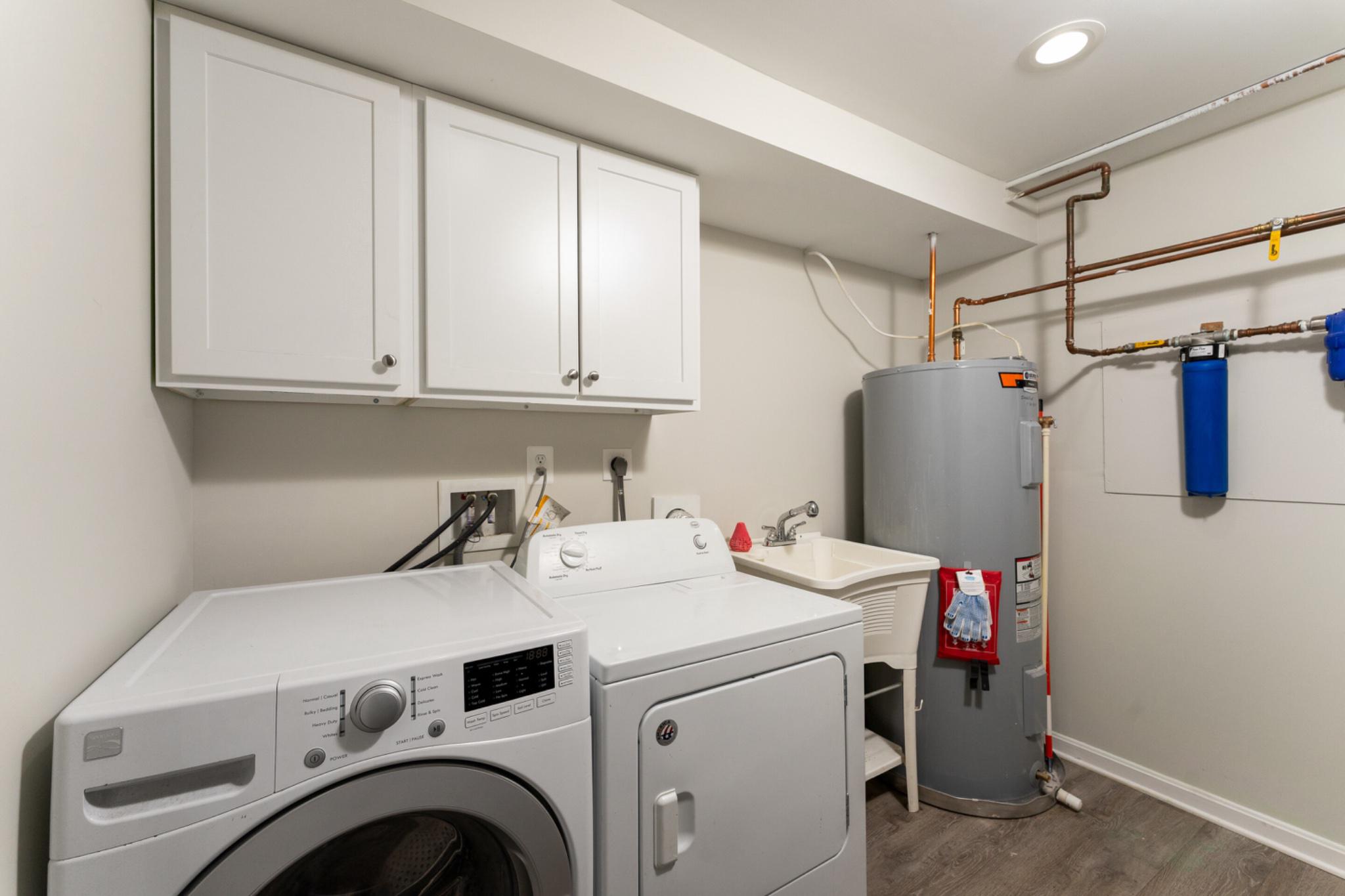 MEADOWBROOKE - Residential