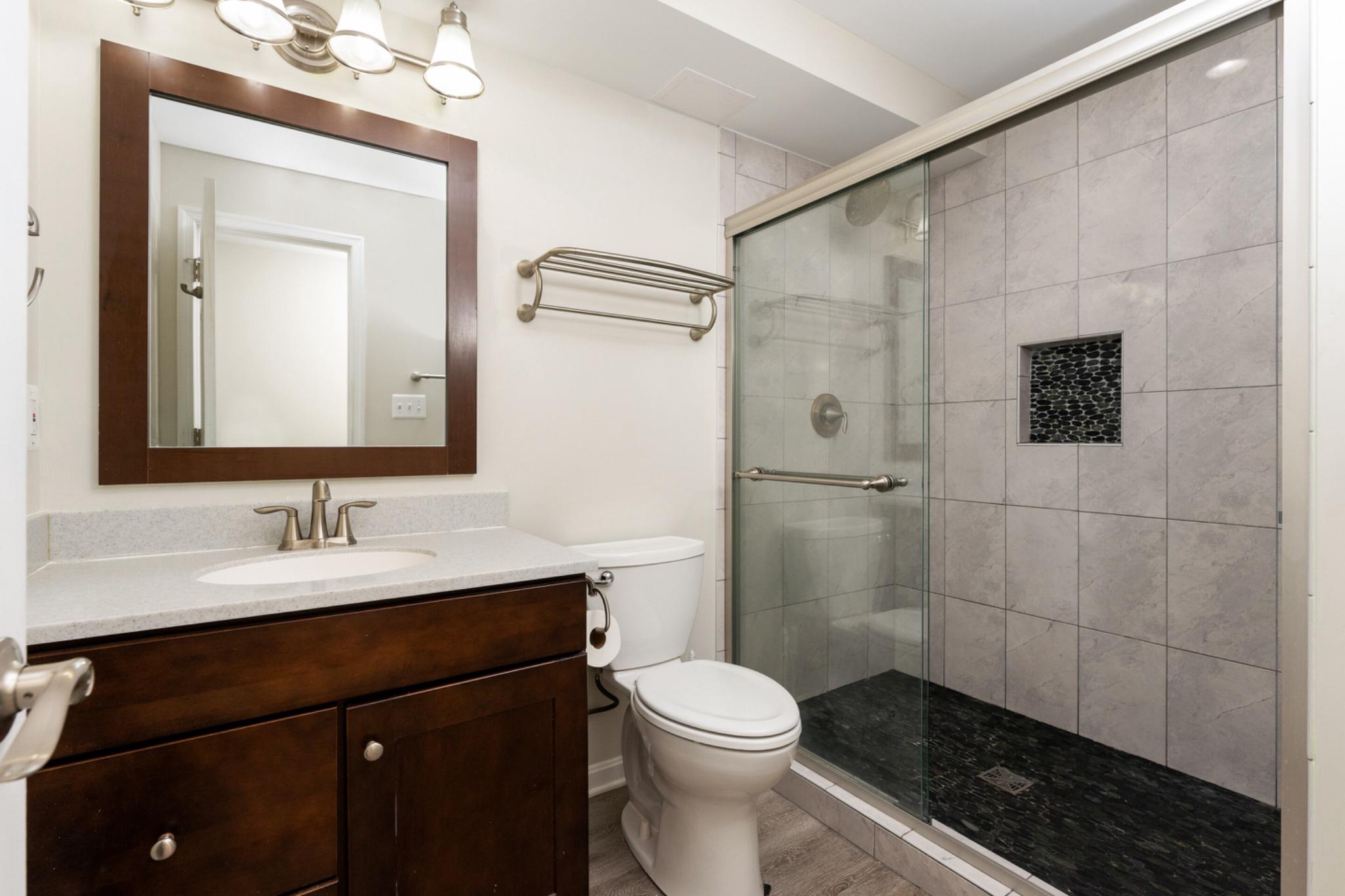 MEADOWBROOKE - Residential