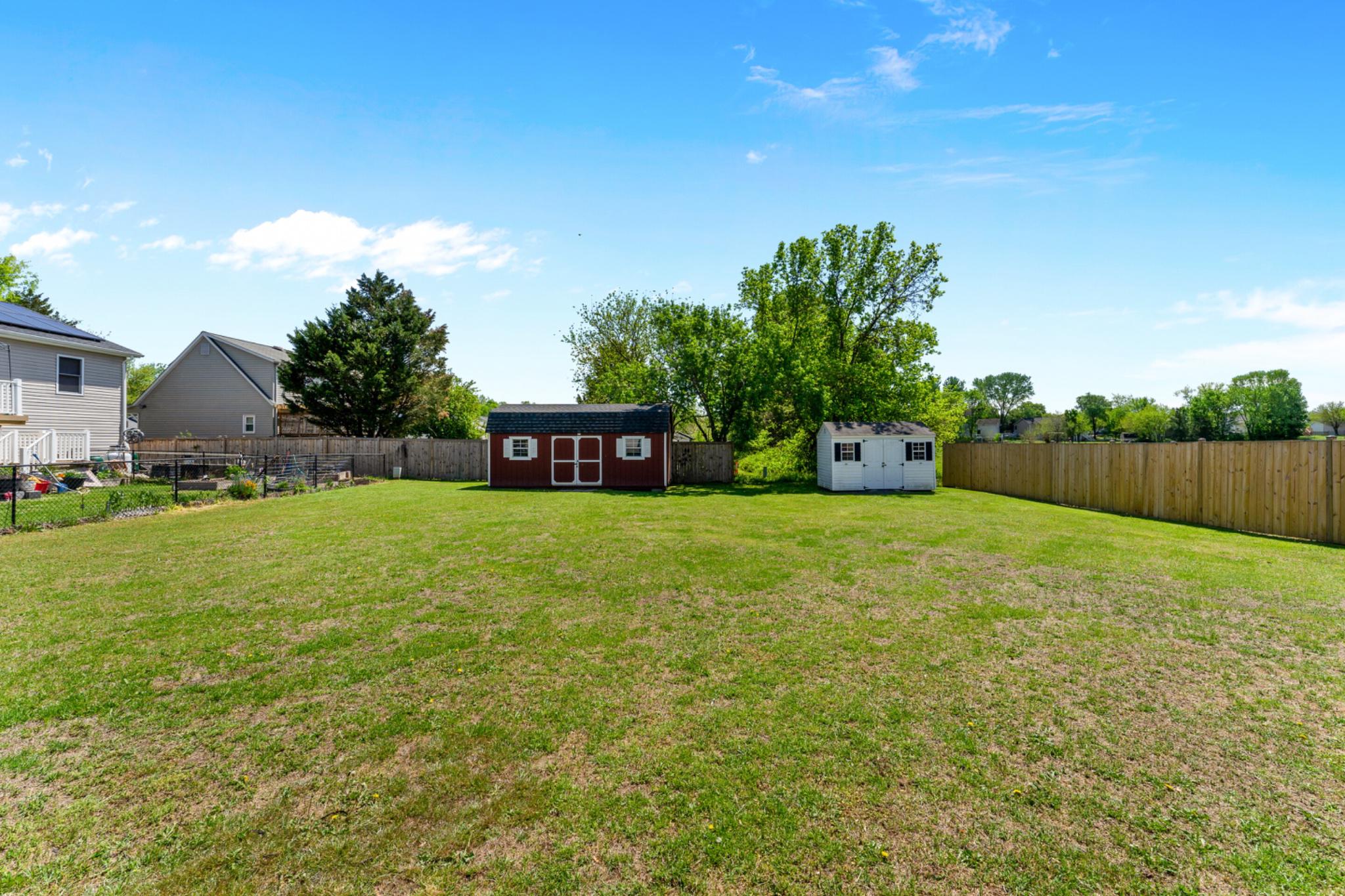 MEADOWBROOKE - Residential