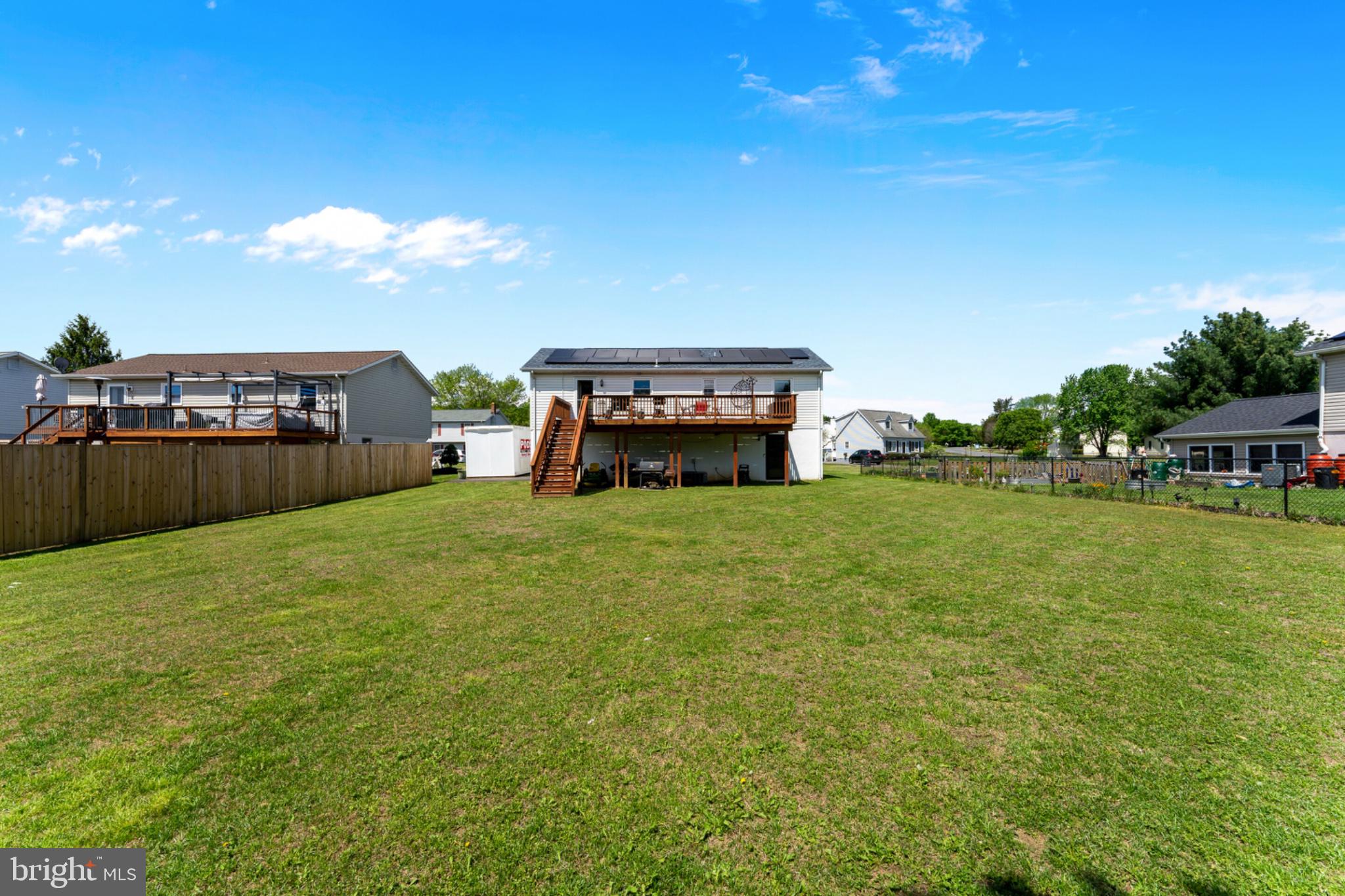 MEADOWBROOKE - Residential