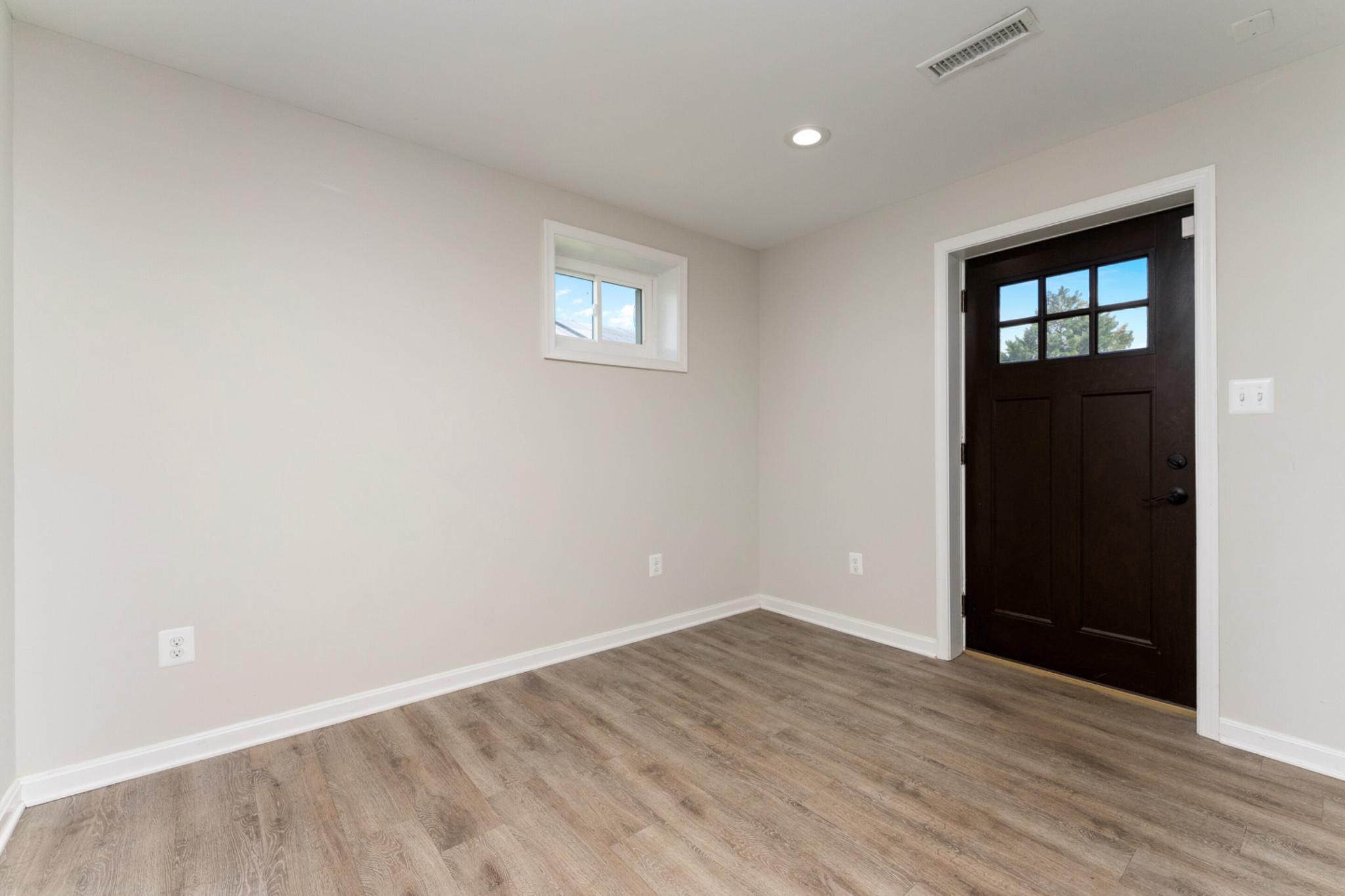 MEADOWBROOKE - Residential