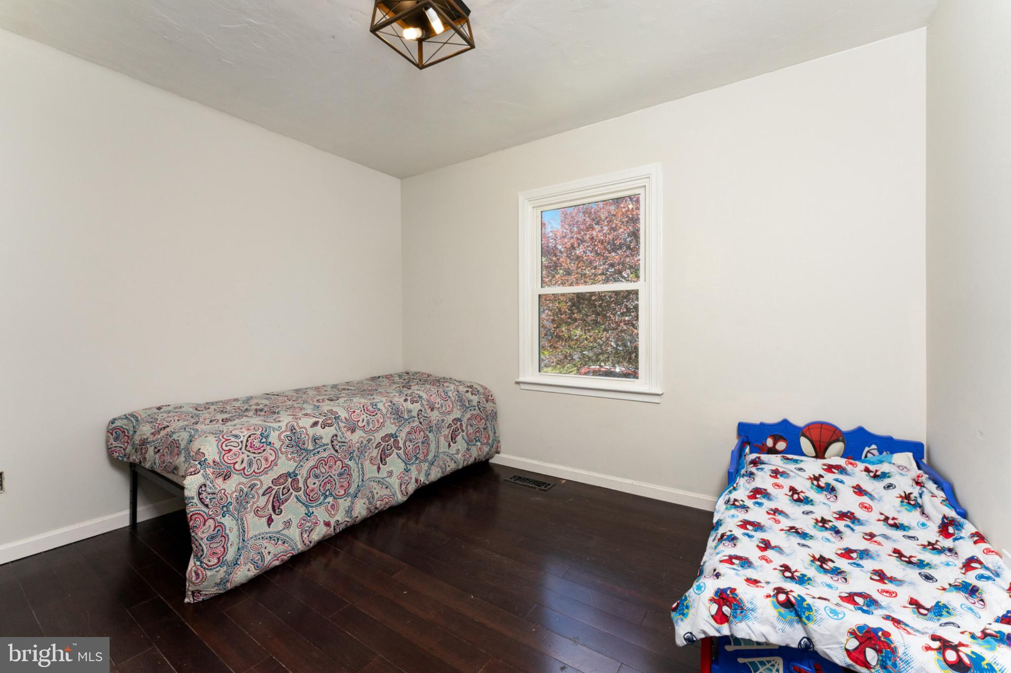 MEADOWBROOKE - Residential