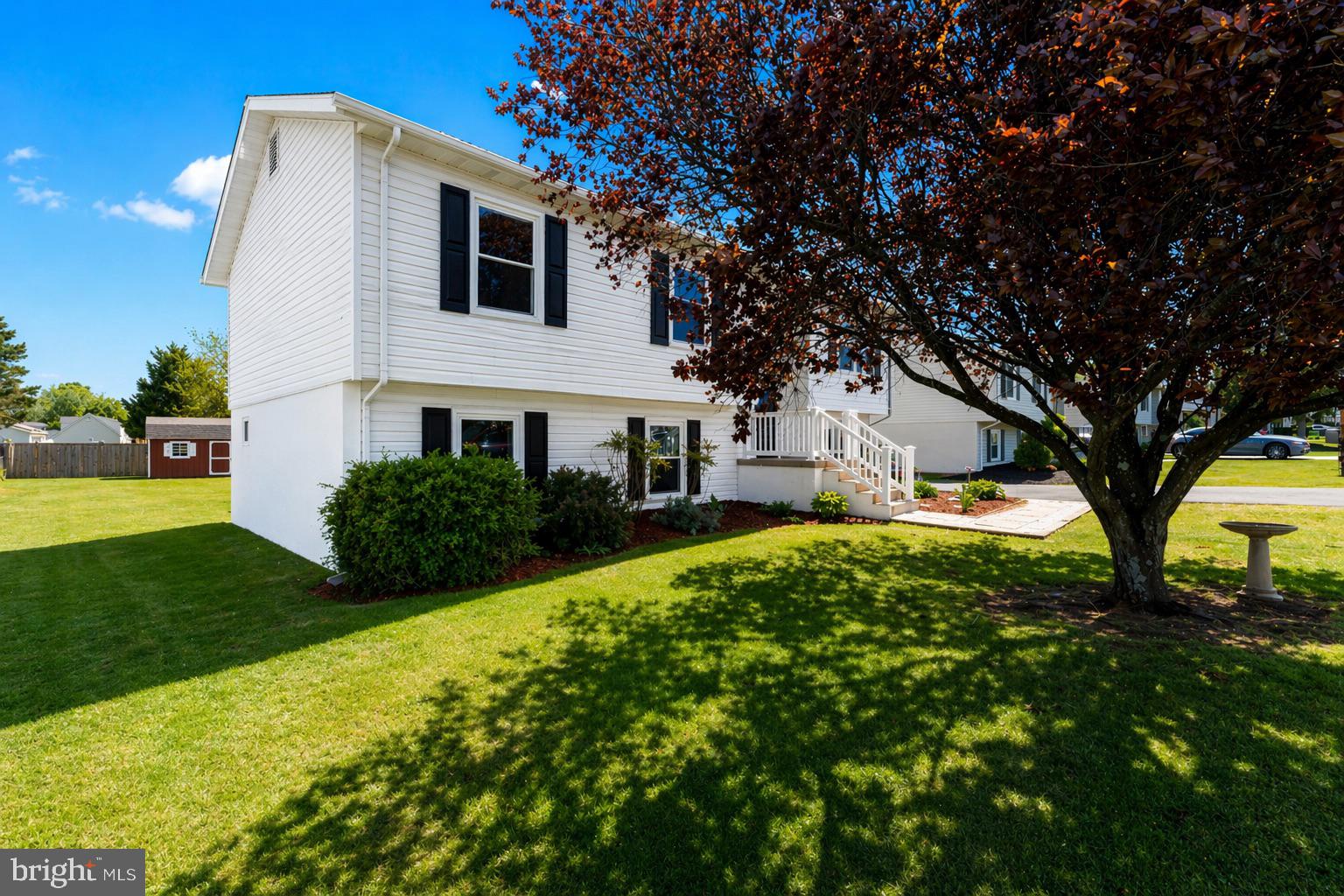 MEADOWBROOKE - Residential