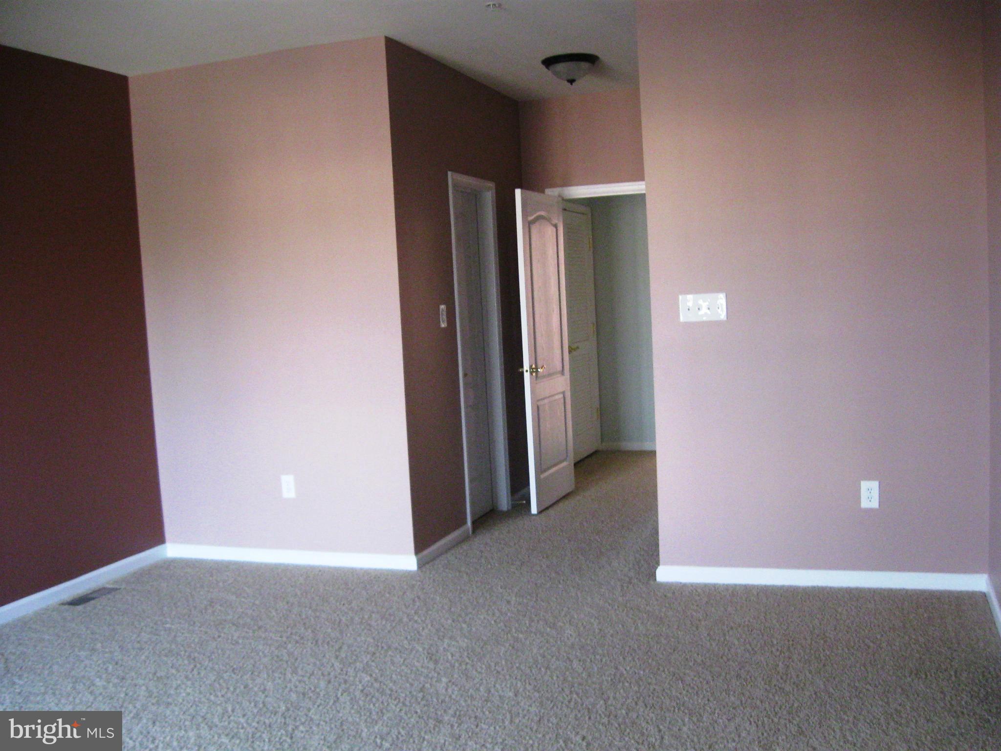 RESIDENCES AT BRAMBLETON - Residential Lease