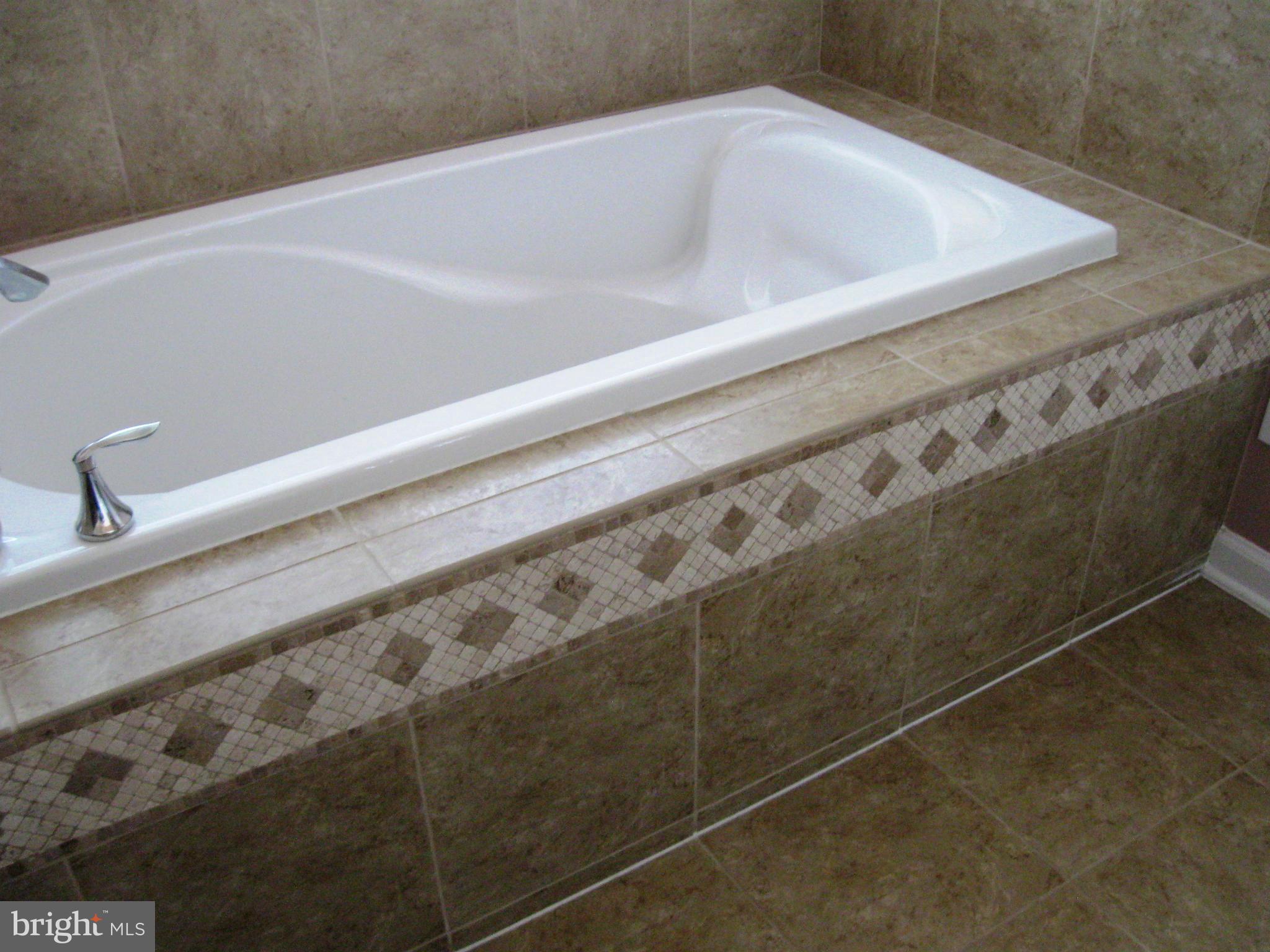 RESIDENCES AT BRAMBLETON - Residential Lease