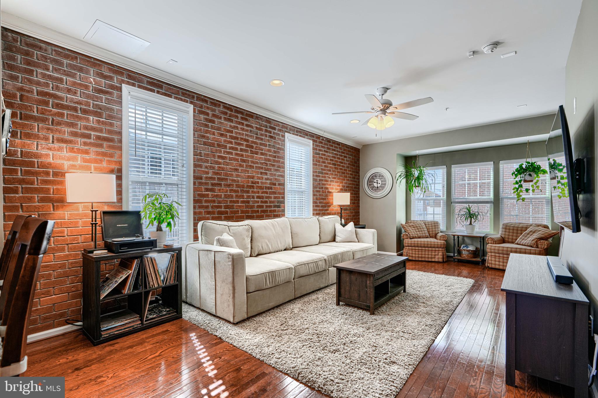 O'DONNELL SQUARE - Residential