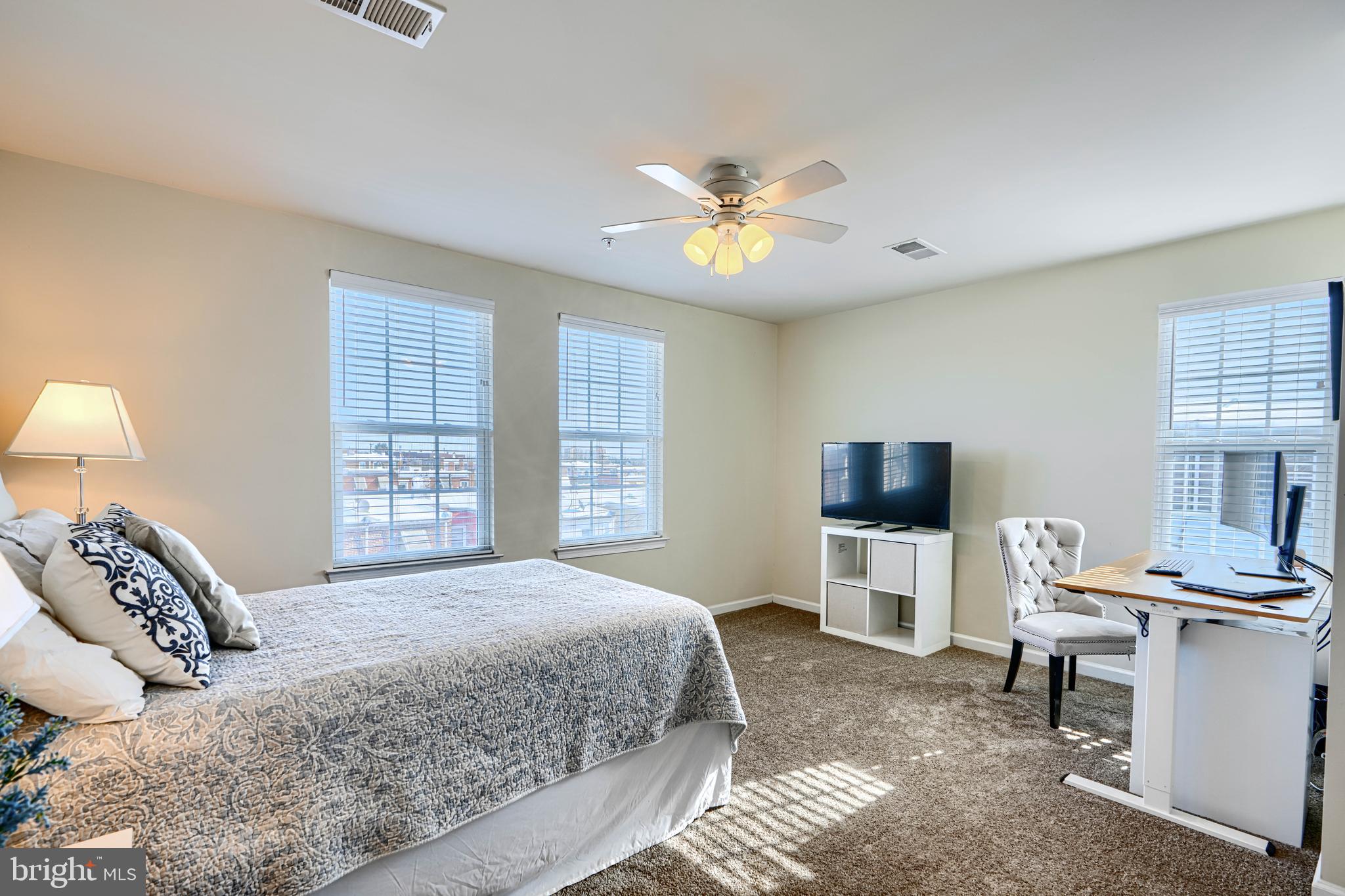 O'DONNELL SQUARE - Residential