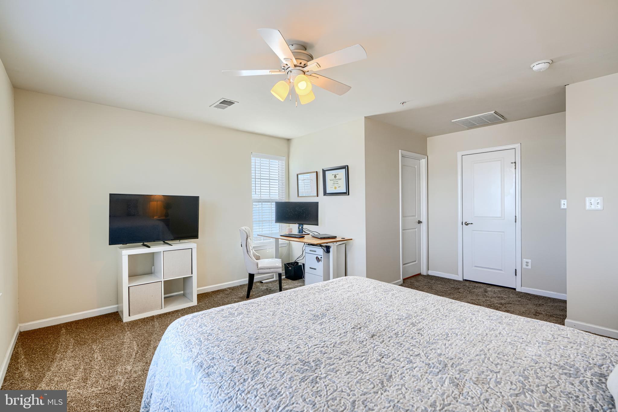 O'DONNELL SQUARE - Residential