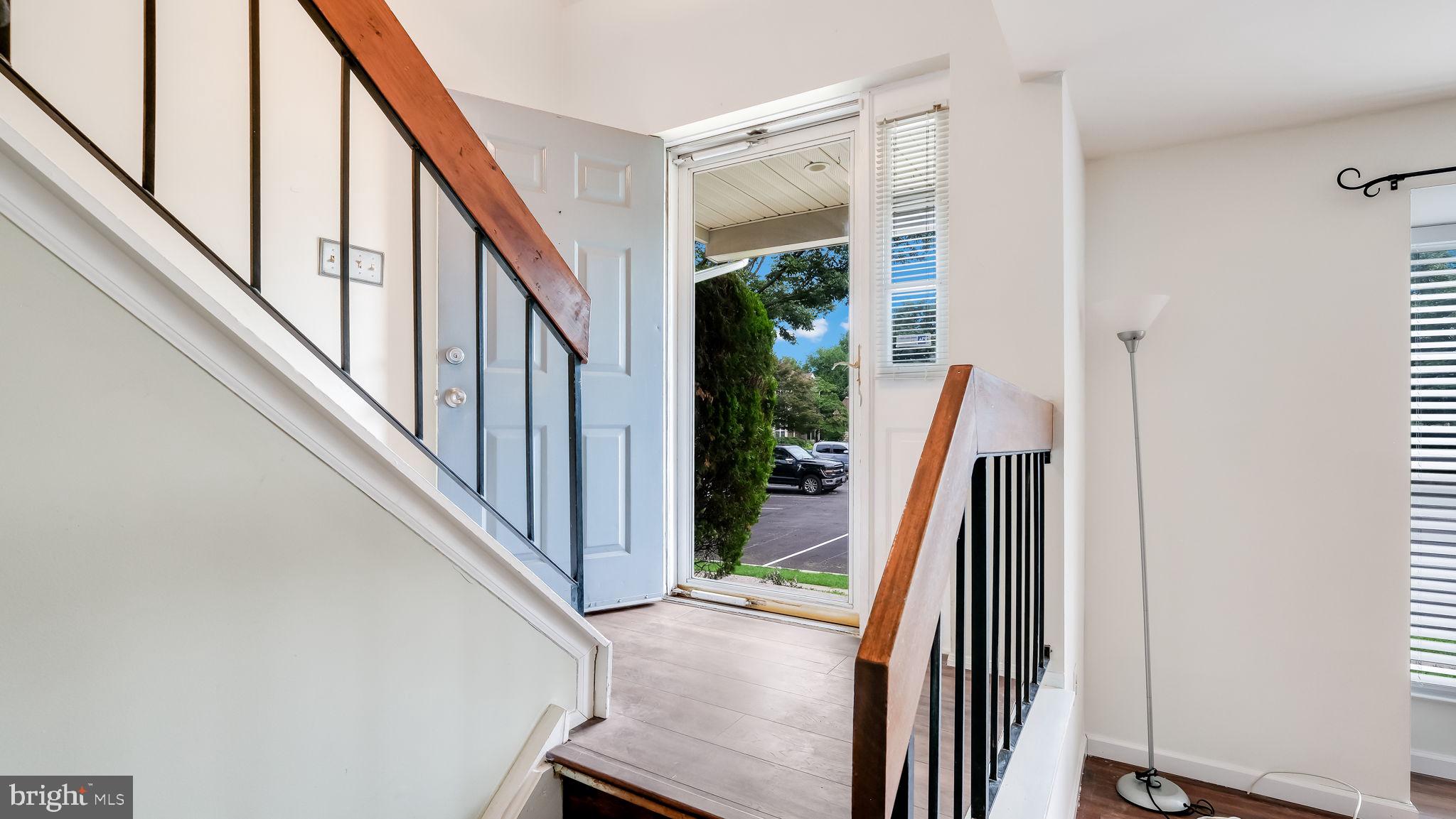148 PINE COURT