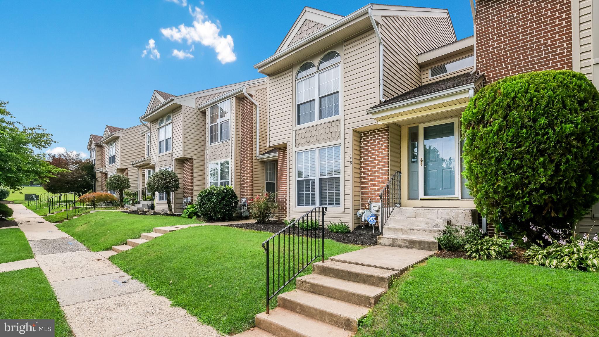 148 PINE COURT