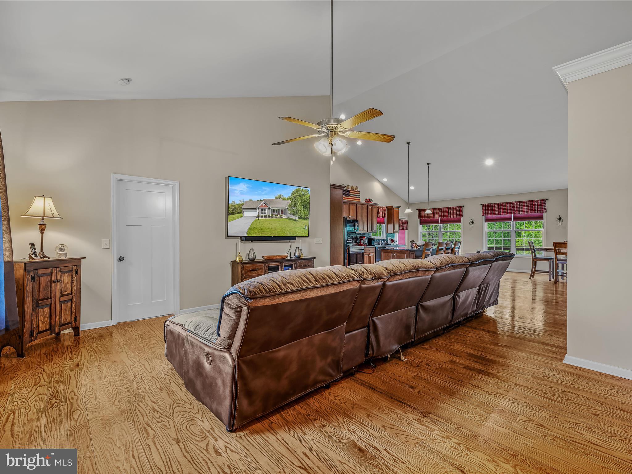 POINT VIEW ESTATES - Residential