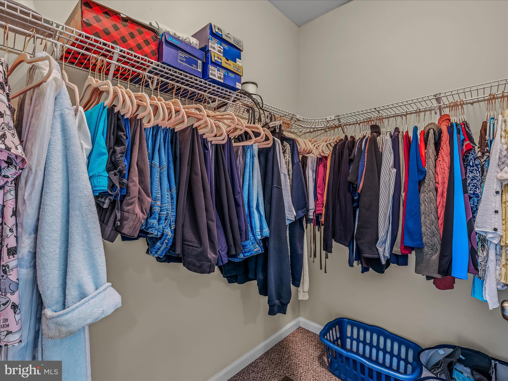 POINT VIEW ESTATES - Residential