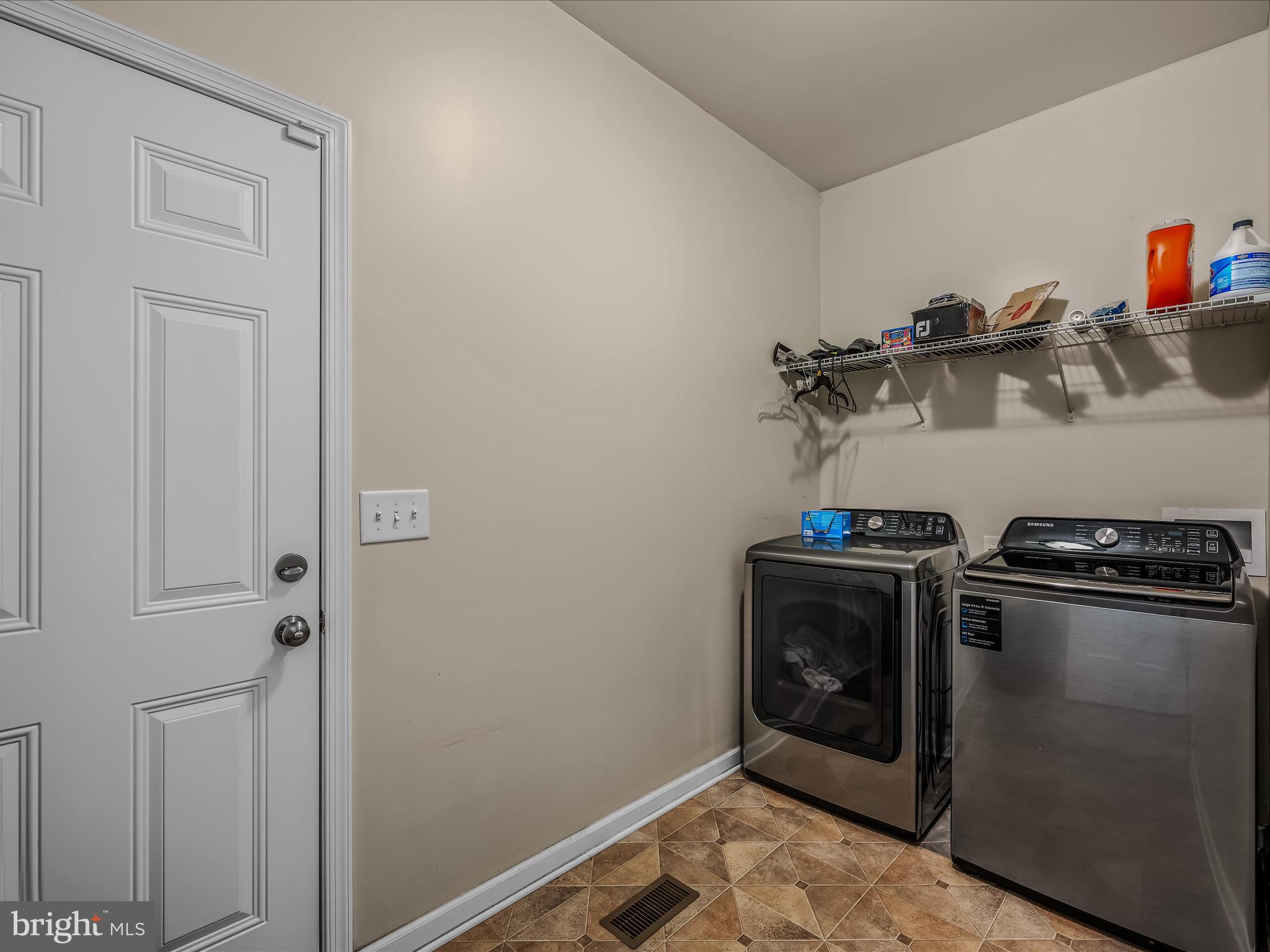 POINT VIEW ESTATES - Residential