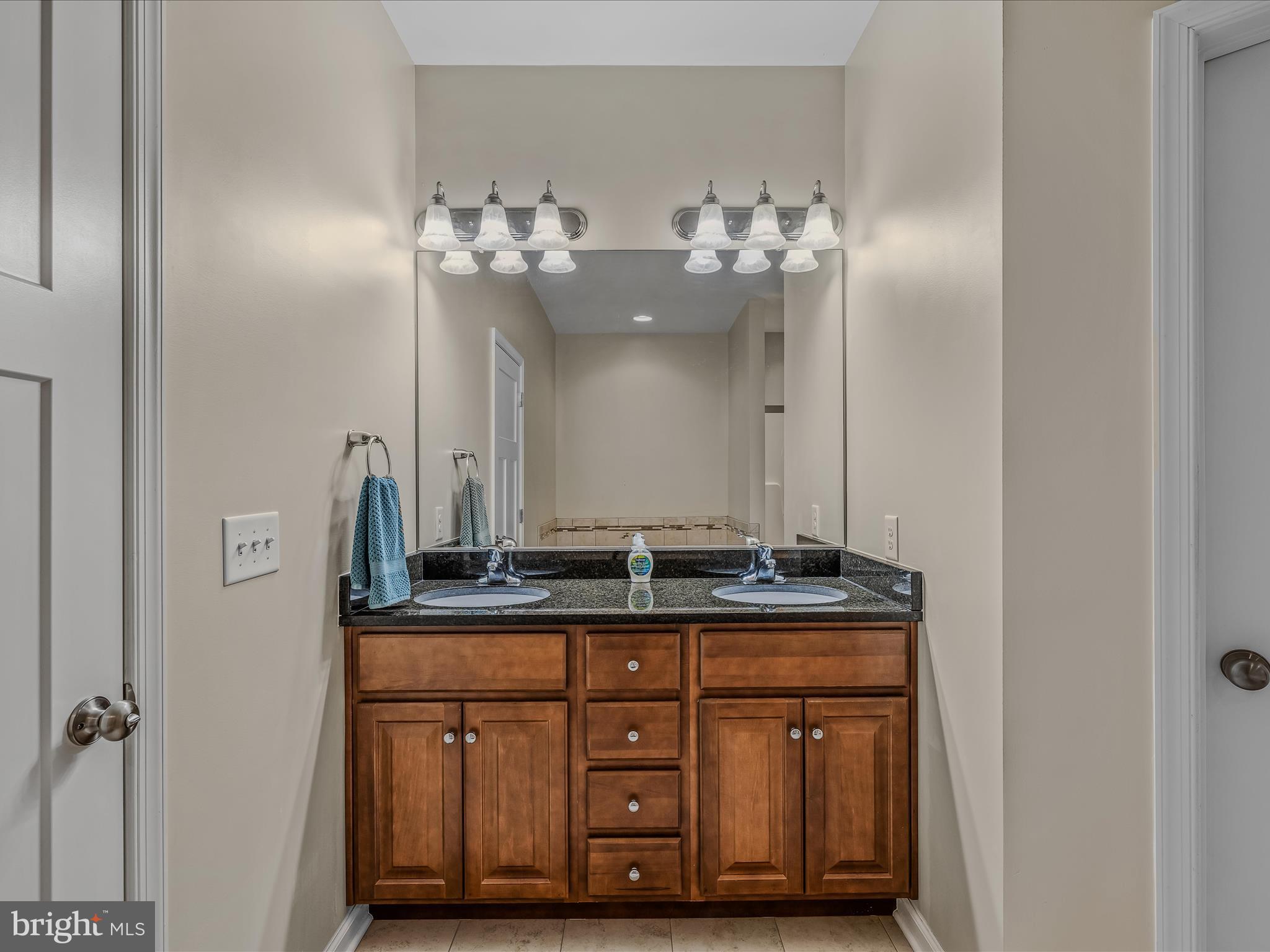 POINT VIEW ESTATES - Residential