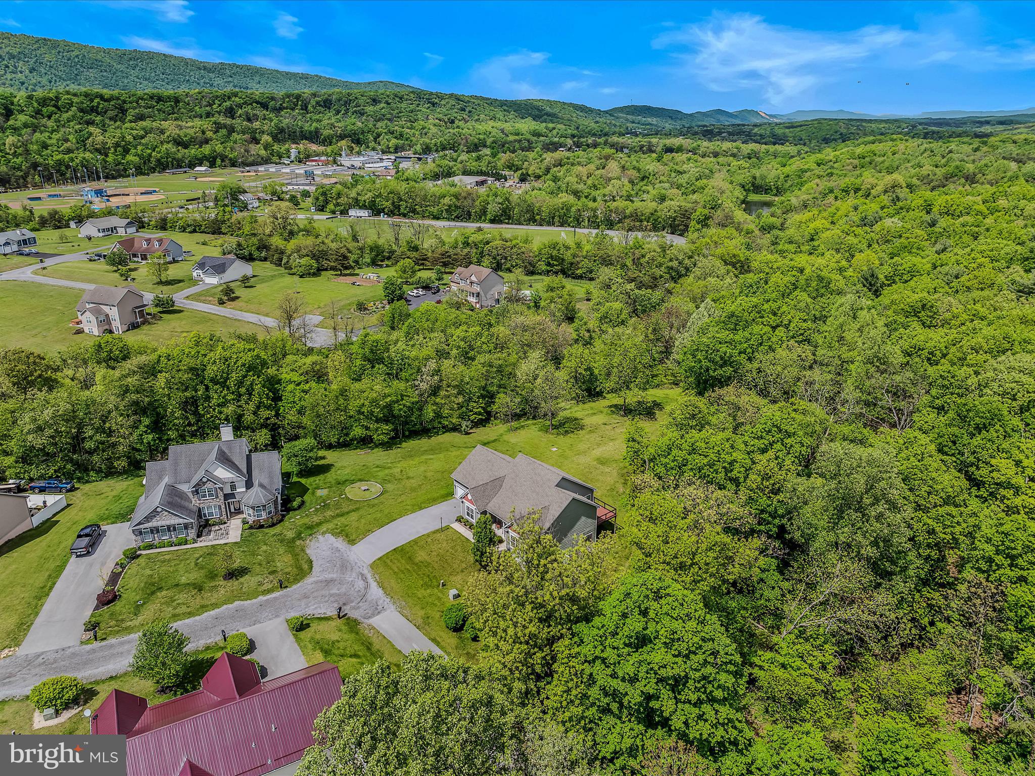 POINT VIEW ESTATES - Residential