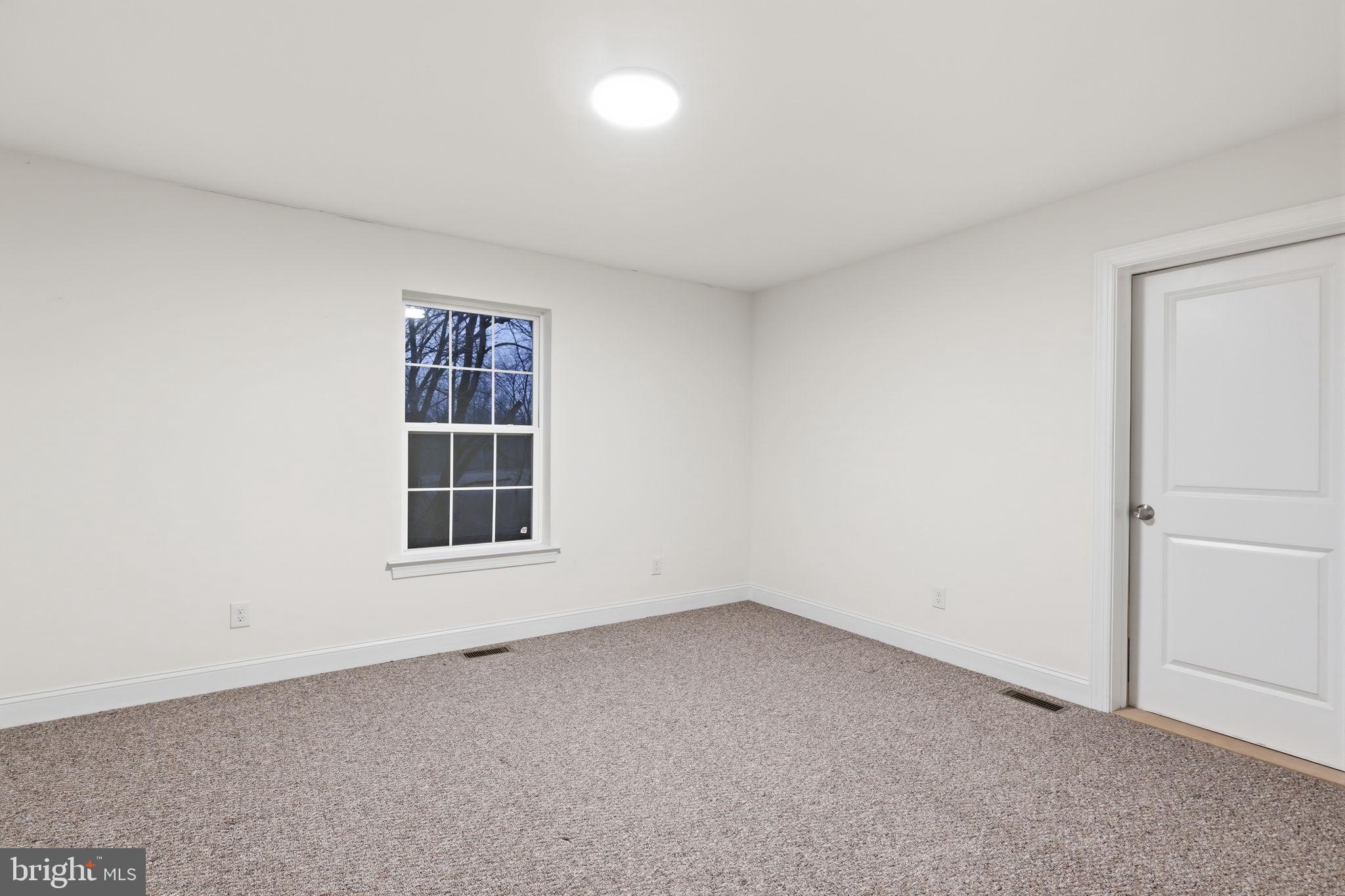 NON AVAILABLE - Residential