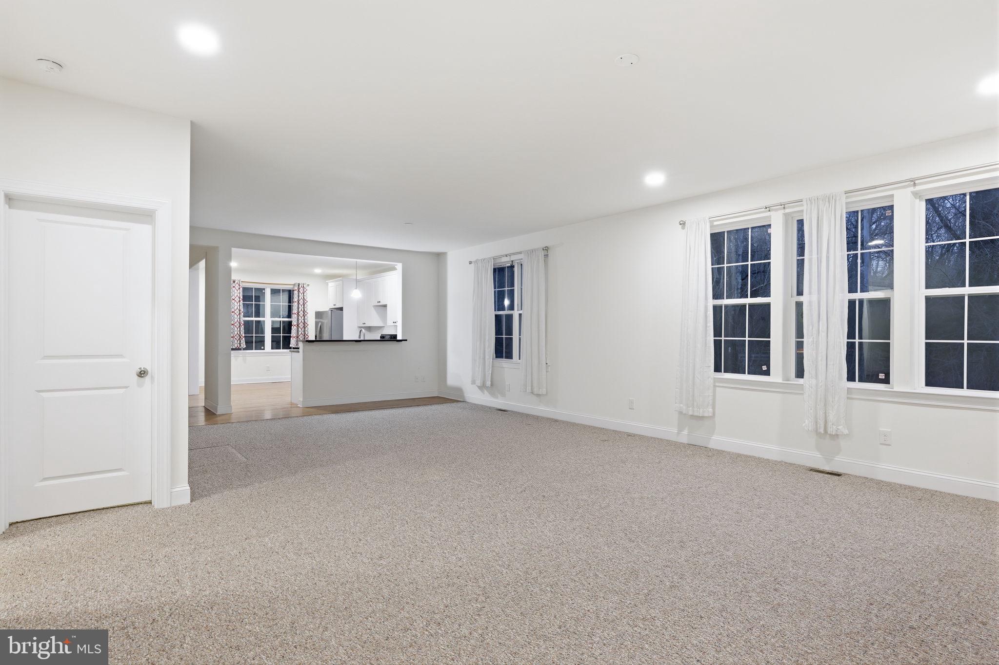 NON AVAILABLE - Residential