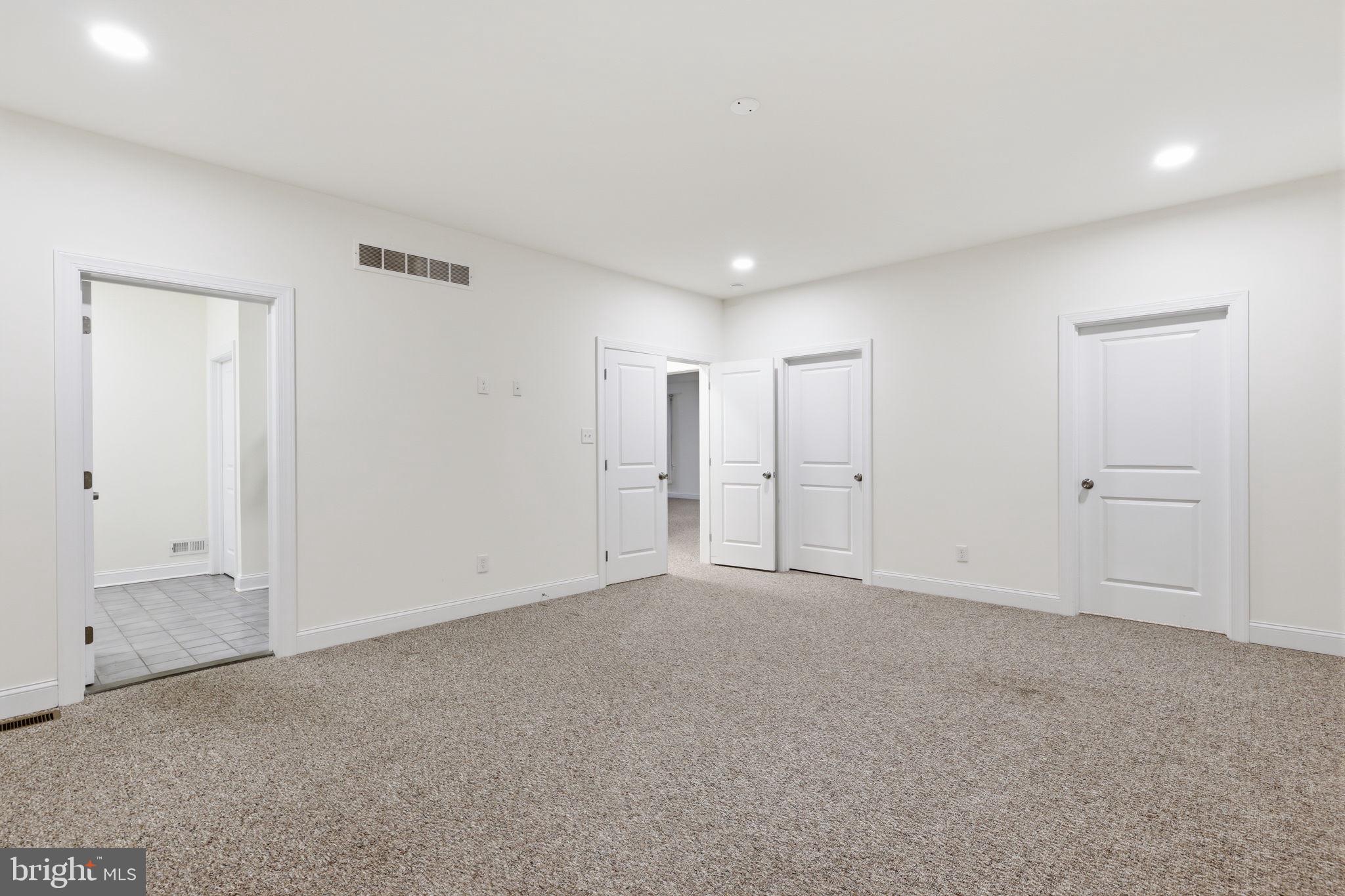 NON AVAILABLE - Residential