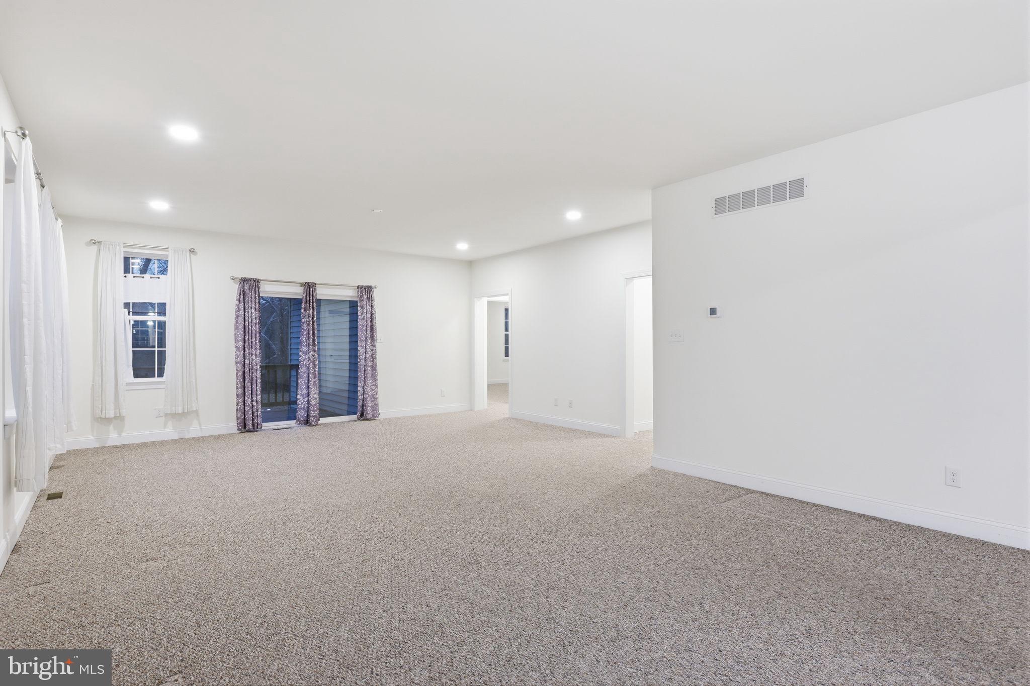 NON AVAILABLE - Residential