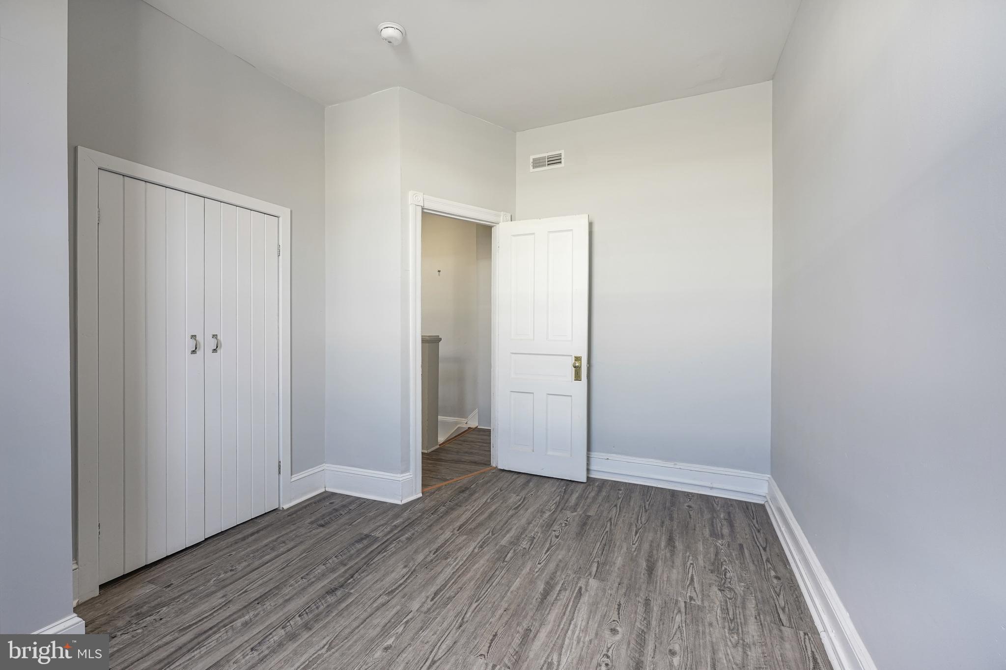 POINT BREEZE - Residential Lease