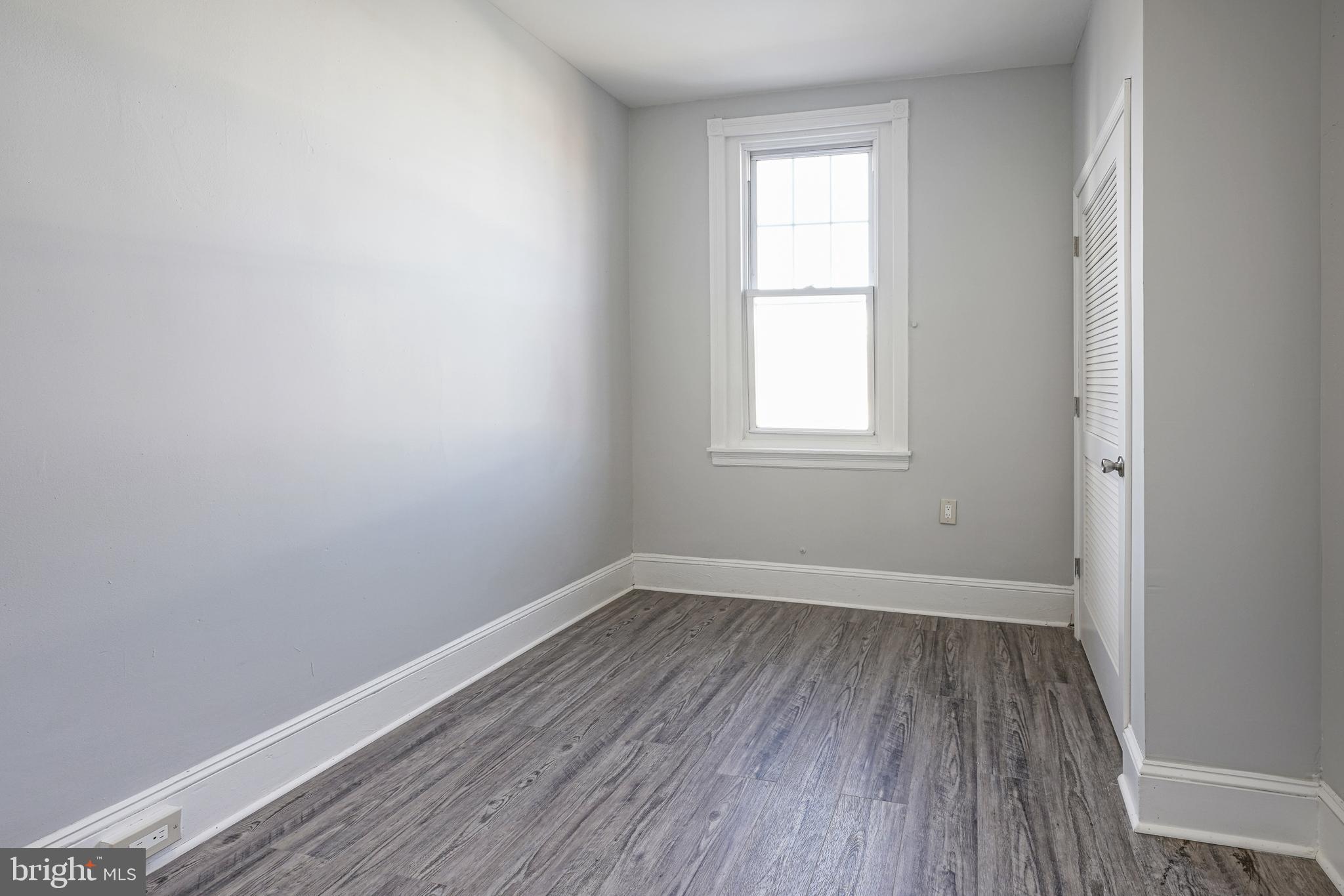 POINT BREEZE - Residential Lease