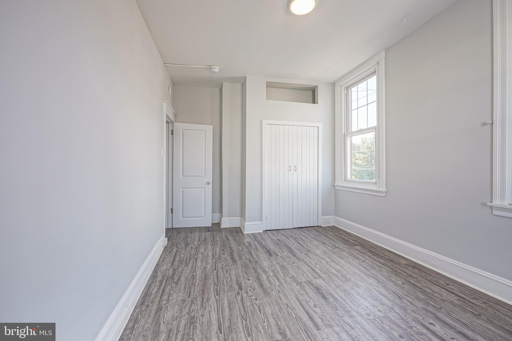 POINT BREEZE - Residential Lease