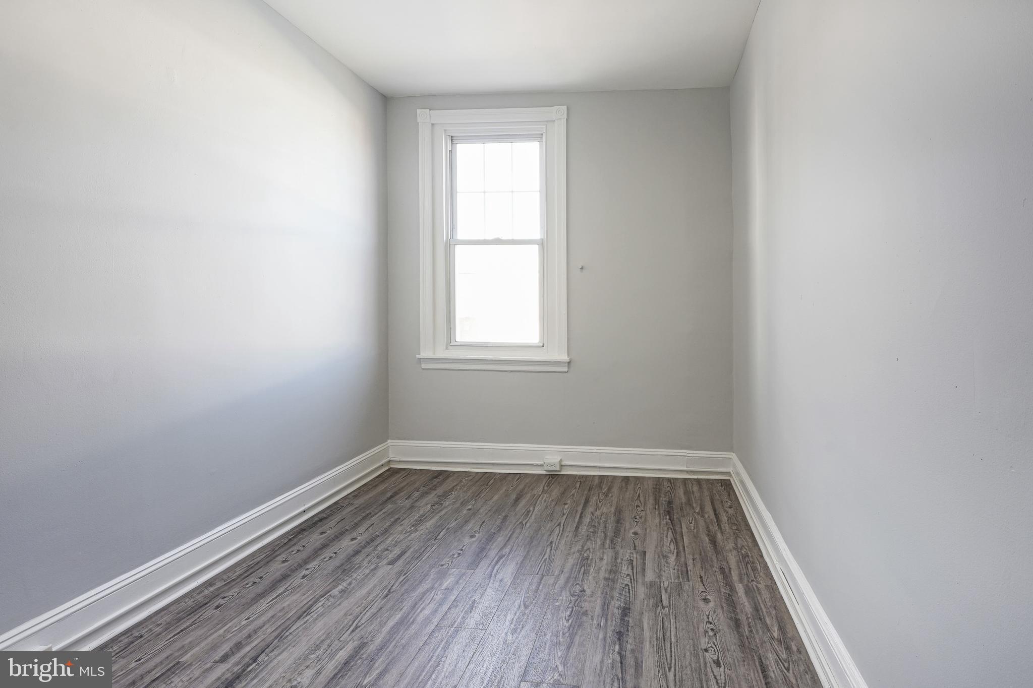 POINT BREEZE - Residential Lease