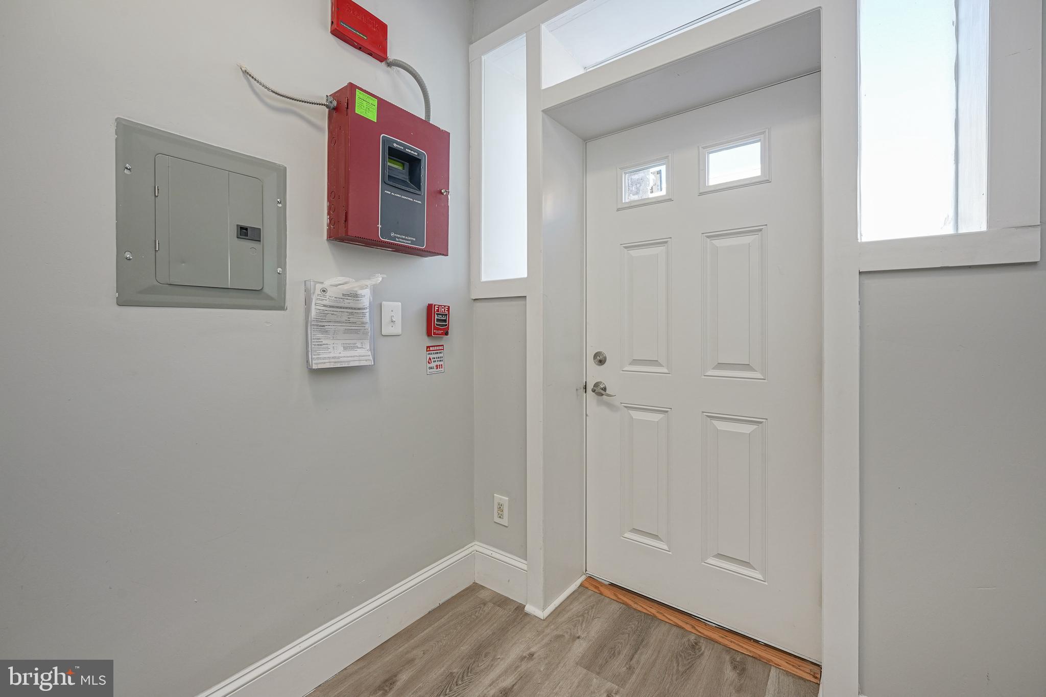 POINT BREEZE - Residential Lease