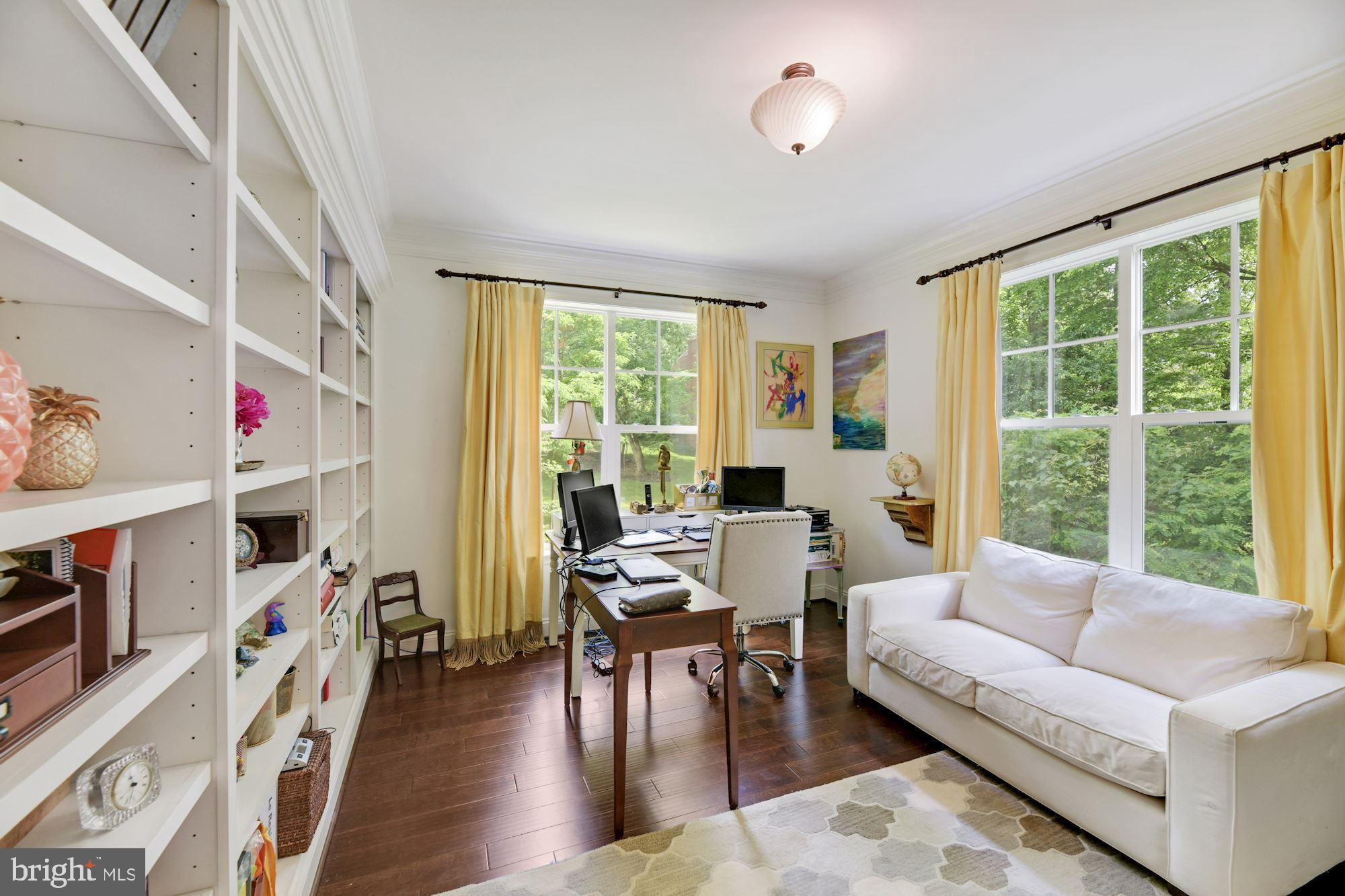 BETHESDA OUTSIDE - Residential