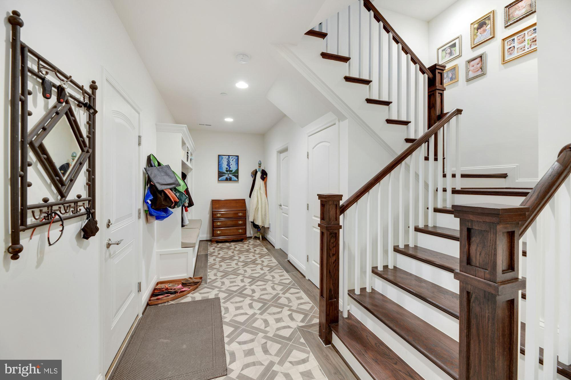 BETHESDA OUTSIDE - Residential