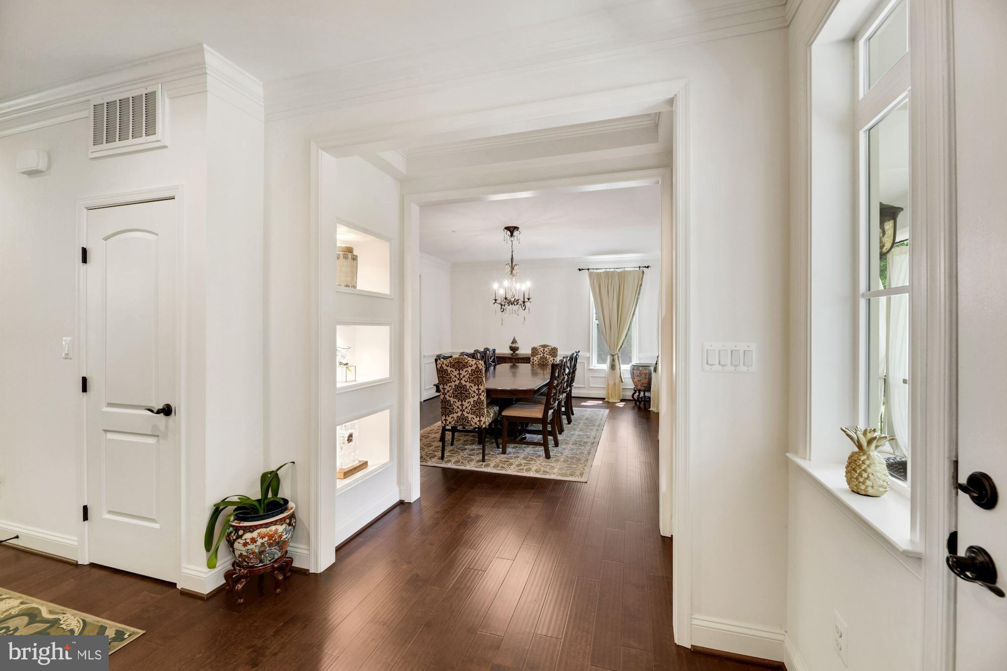 BETHESDA OUTSIDE - Residential