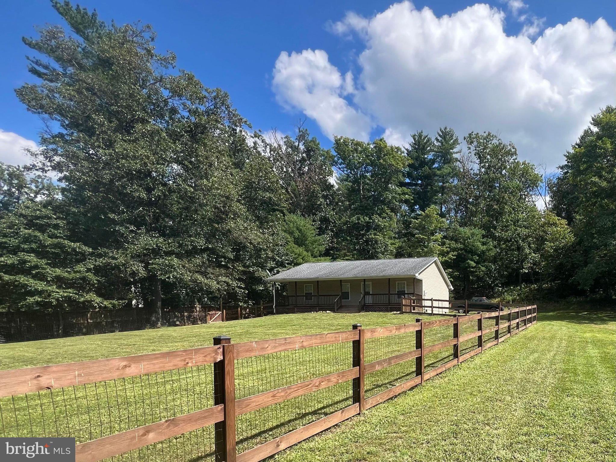 807 CHRISTIAN CHURCH ROAD