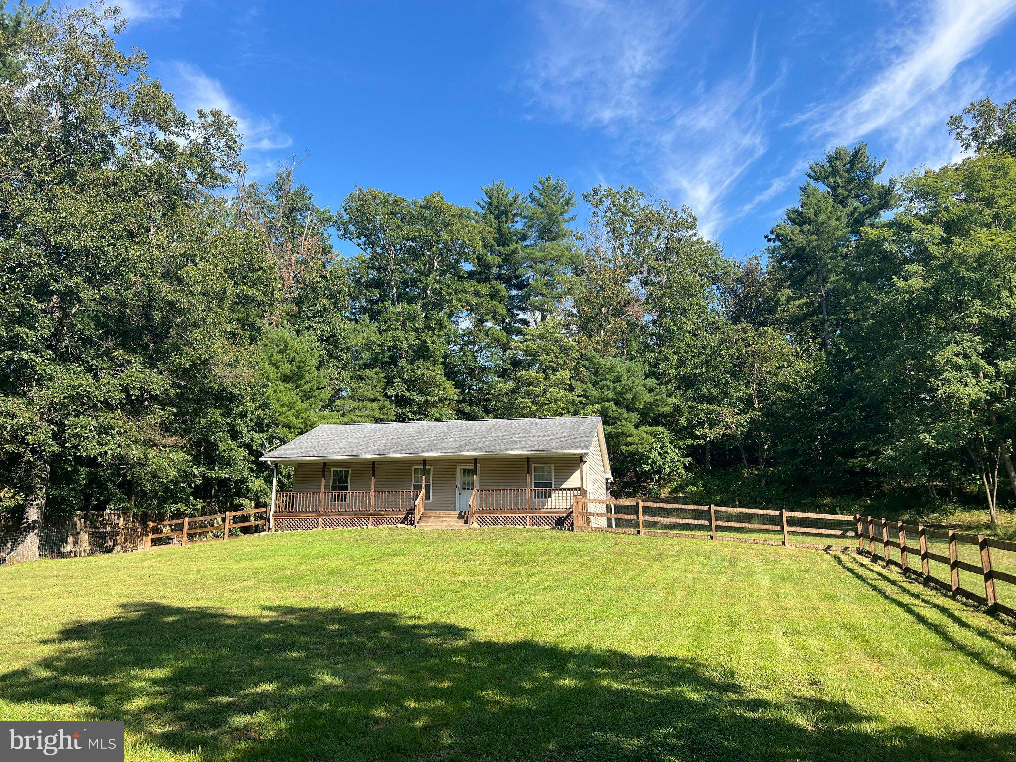 807 CHRISTIAN CHURCH ROAD