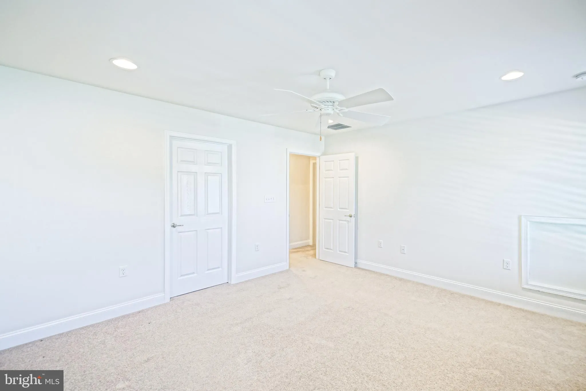 Milton, Delaware 19968, United States, 4 Bedrooms Bedrooms, ,3 BathroomsBathrooms,Residential,Contingent,108590