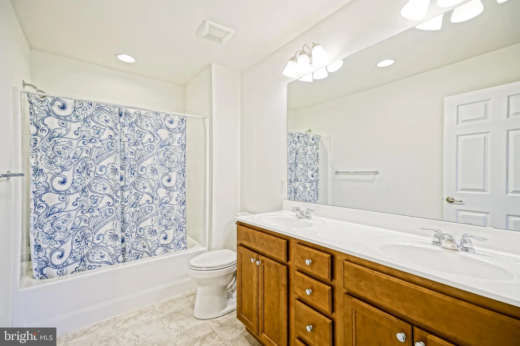 Milton, Delaware 19968, United States, 4 Bedrooms Bedrooms, ,3 BathroomsBathrooms,Residential,Contingent,108590