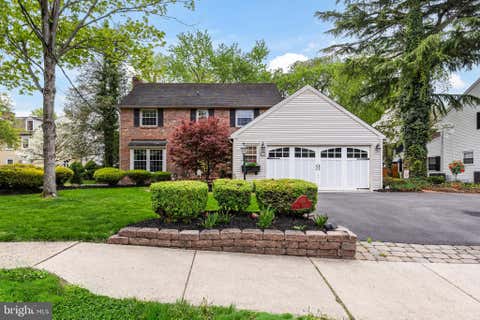 Homes For Sale - 408 Kings Highway<br/> MOORESTOWN, NJ 08057